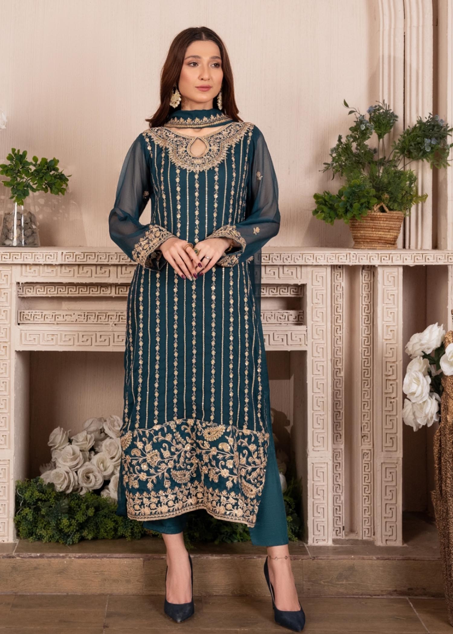 Agha Jaan Vanya Women 3pcs