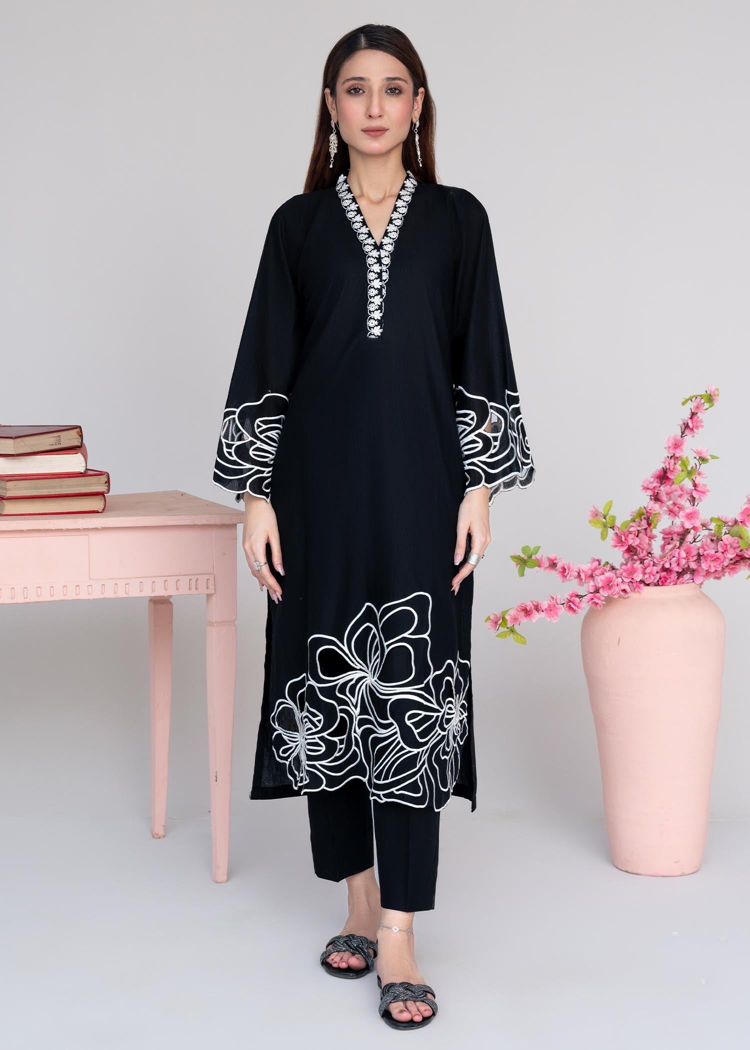 Sahibas By Mirza Sombrero (Black) Women 2pcs