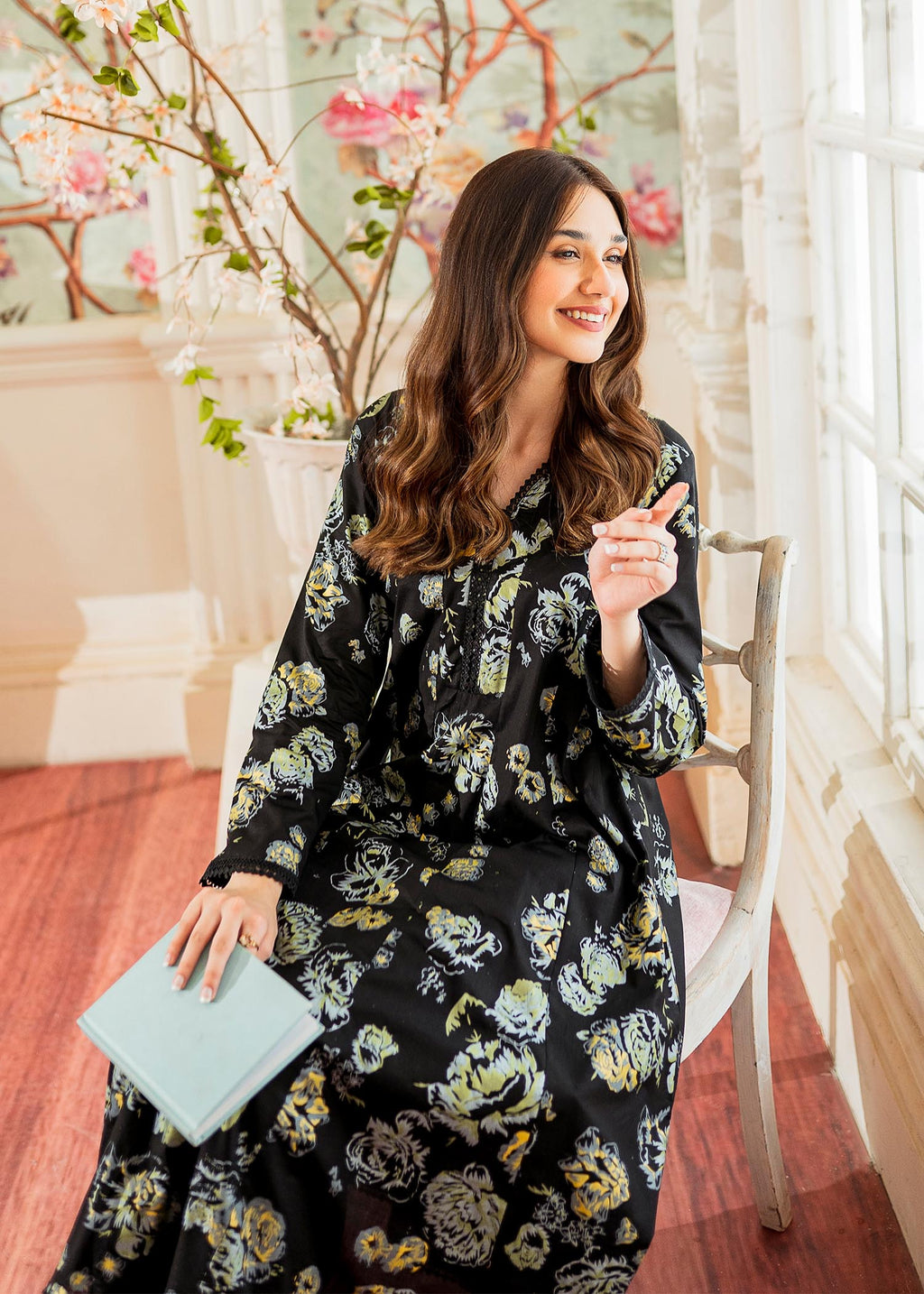 Garnet Clothing Emma Women 2pcs