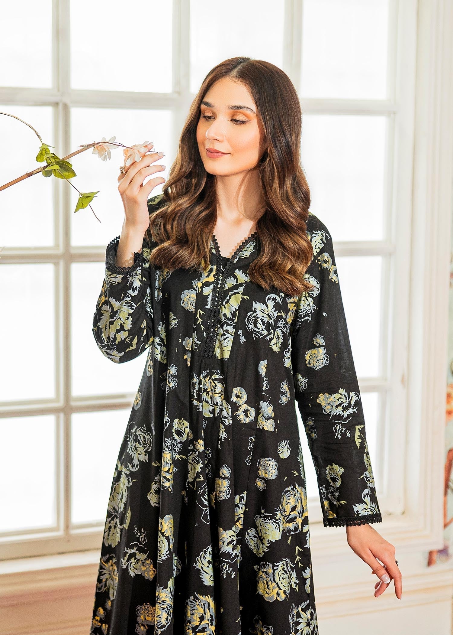 Garnet Clothing Emma Women 2pcs