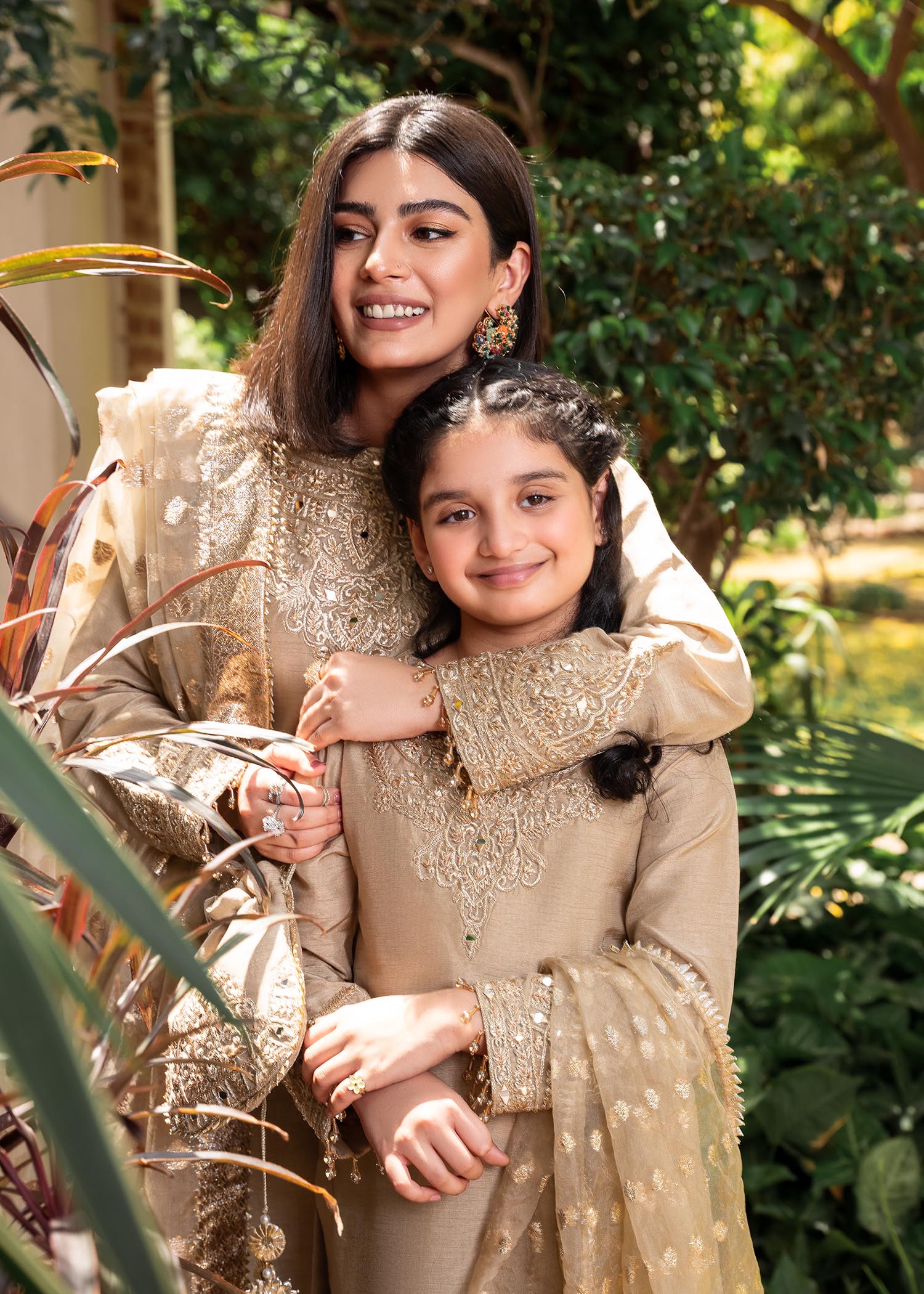 Rang-e-Haya Shireen Gold beige Women 3pcs