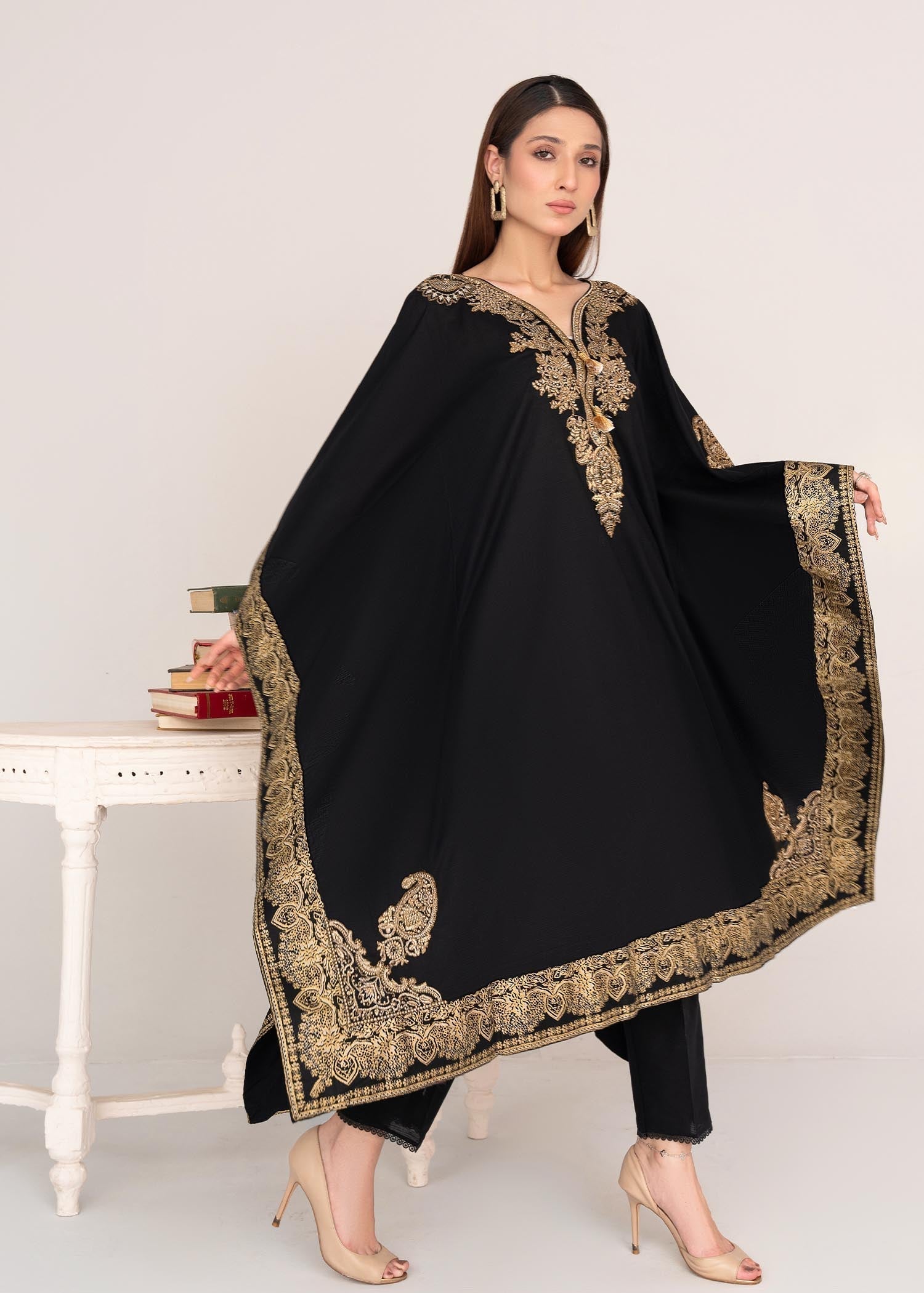 Sahibas By Mirza Crescent (Black) Kaftan Women 1pcs