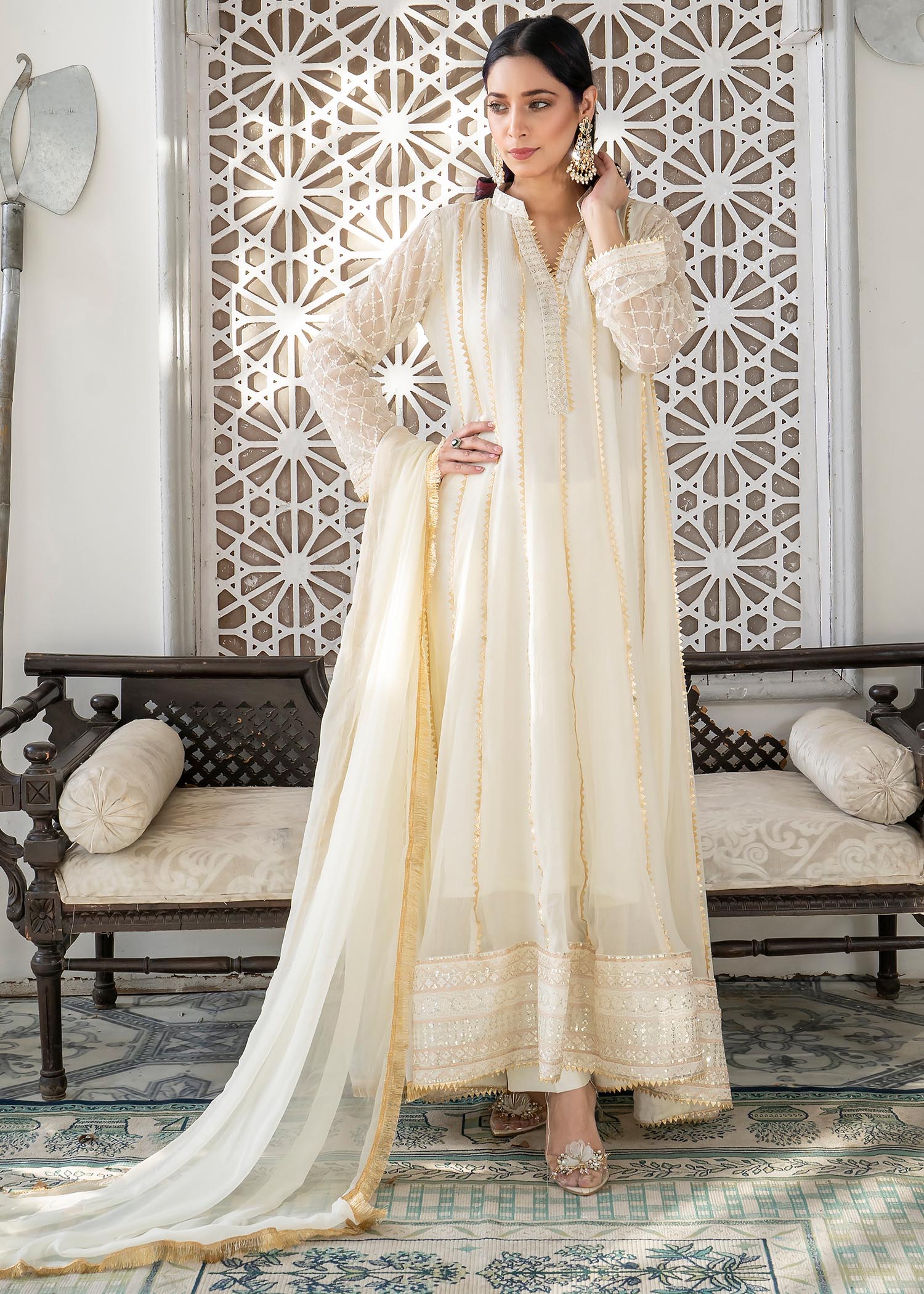 Manahils Maxi 106 White Women 3pcs