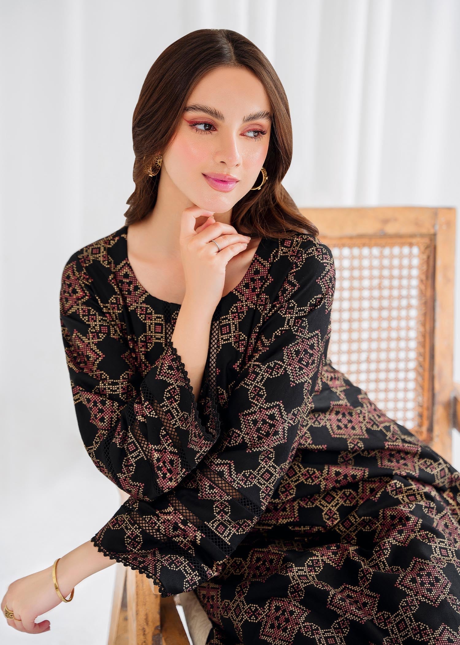 Garnet Clothing Arooshi Women 2pcs