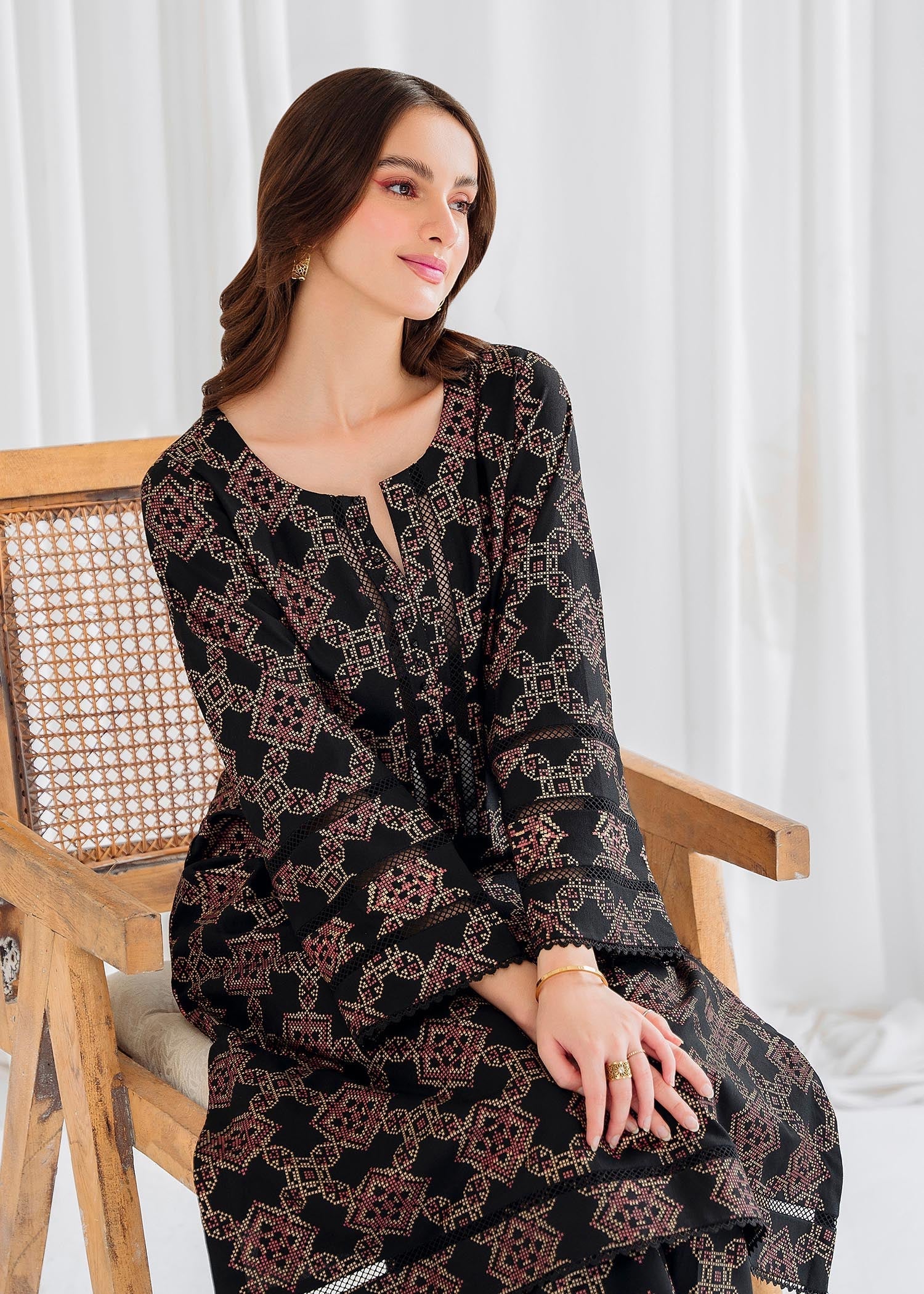 Garnet Clothing Arooshi Women 2pcs