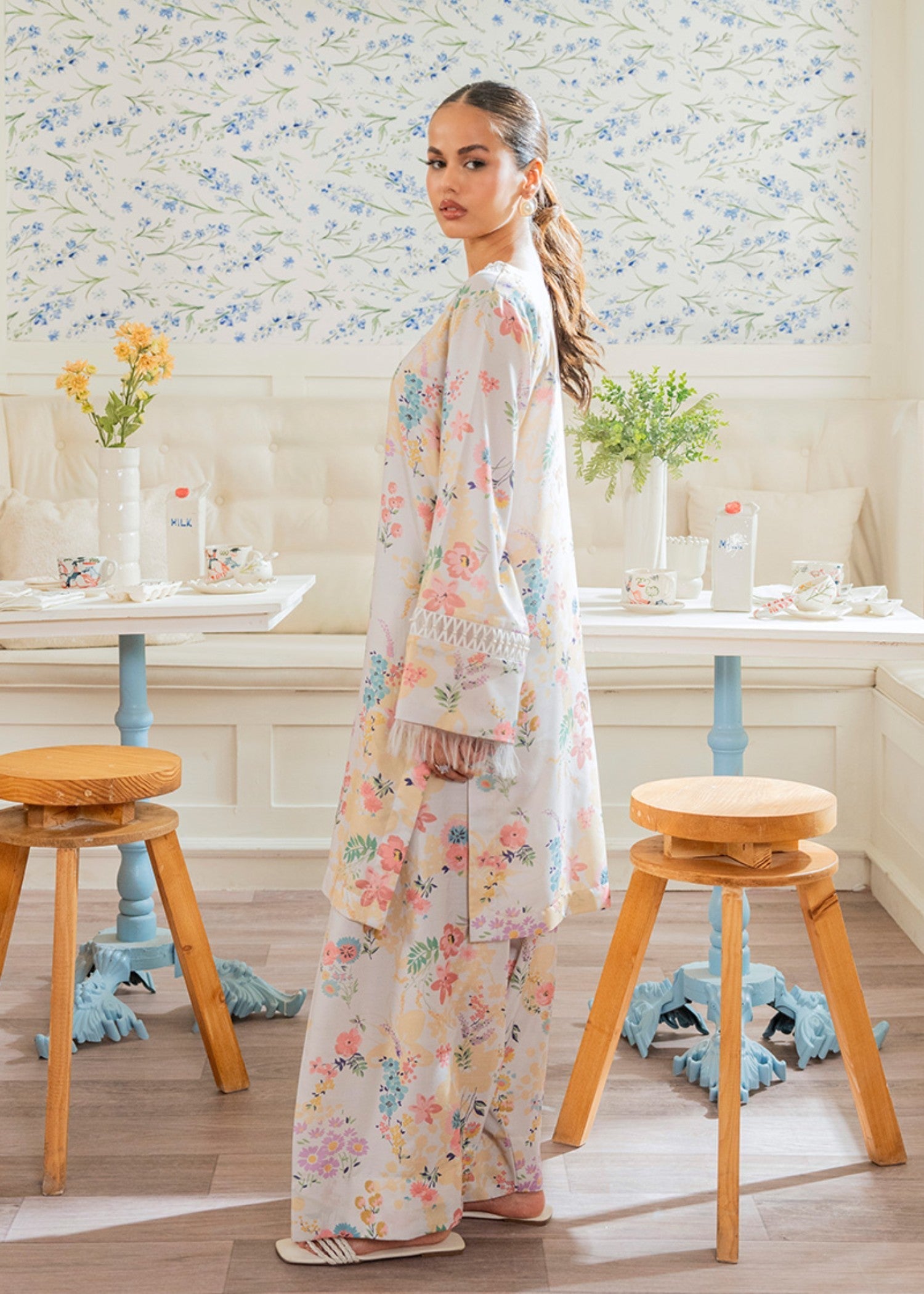 Kross Kulture Digital Printed And Embroidered Silk Lawn 01666 Women 2pcs