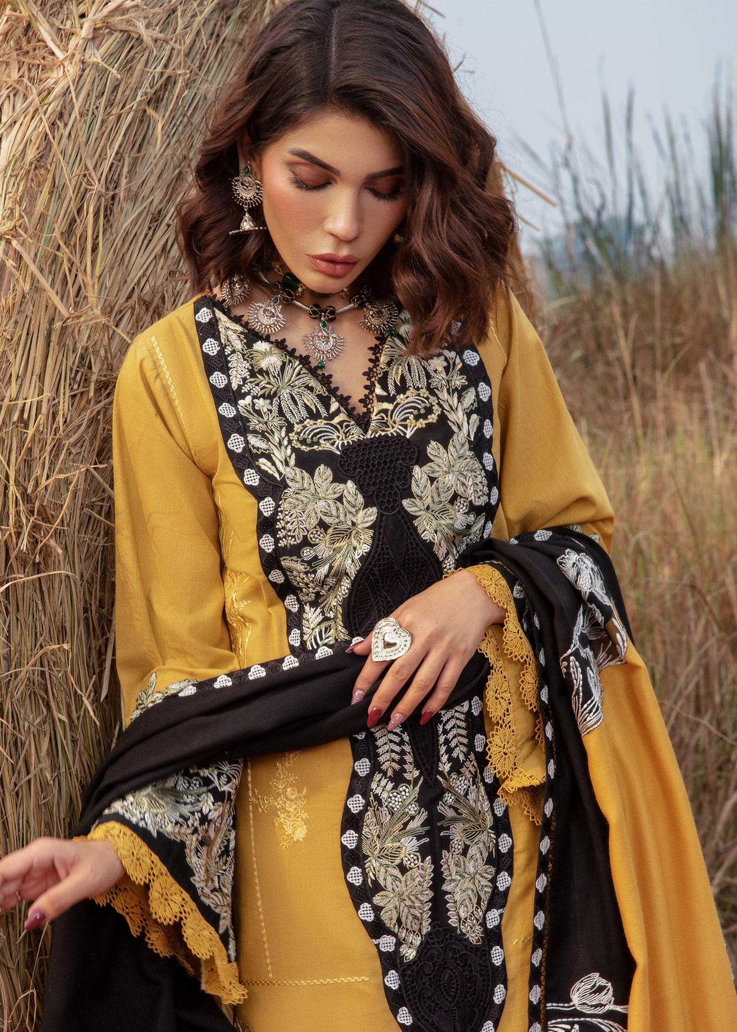 Saira Shakira Amber Women 3pcs