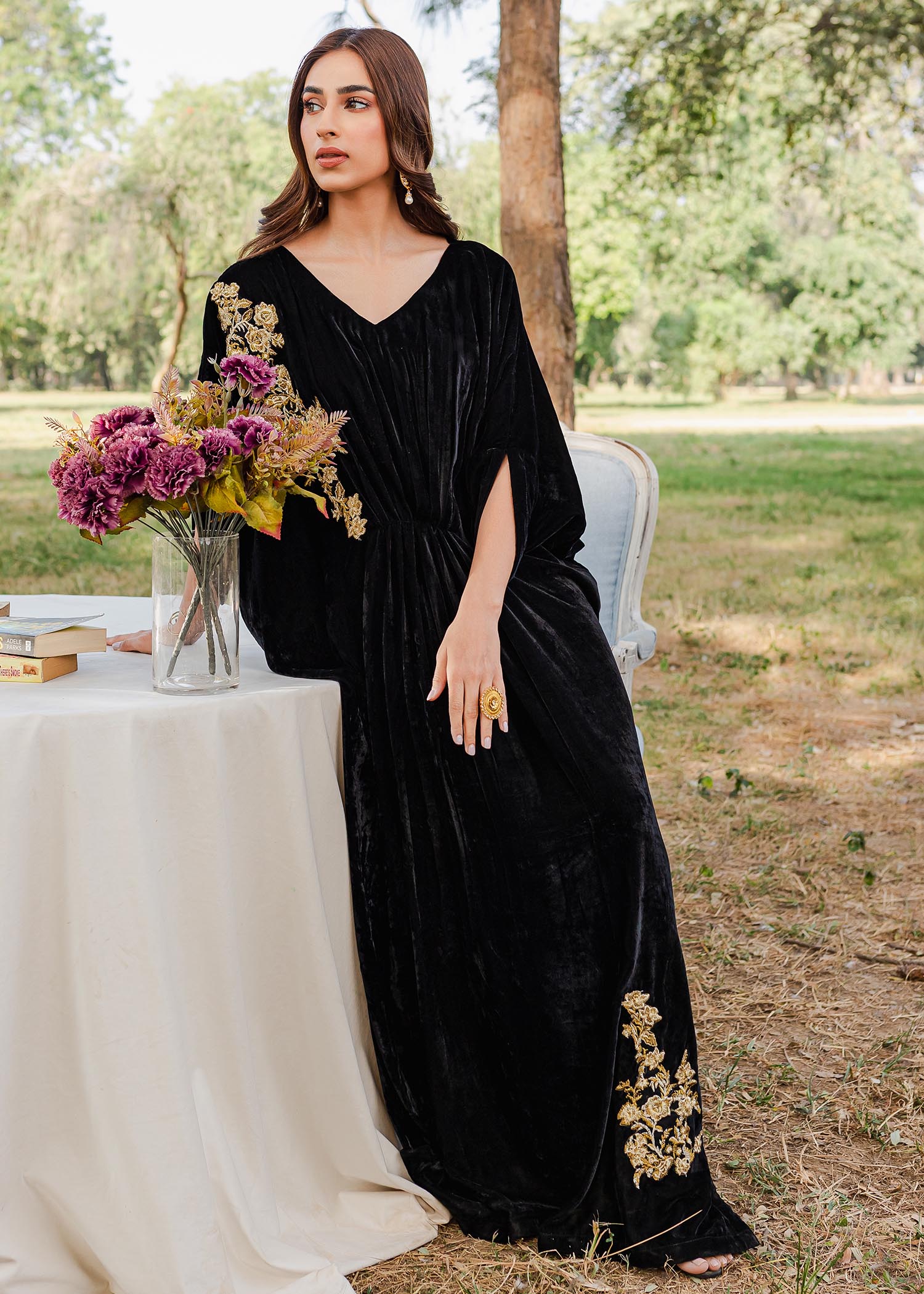 Panache Apparel Kaftan Black Women 1pcs