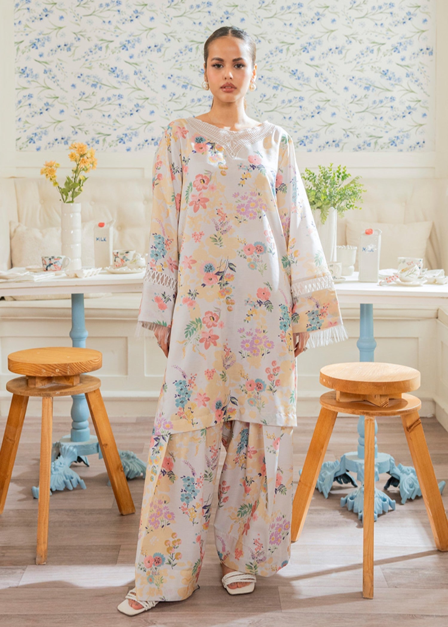 Kross Kulture Digital Printed And Embroidered Silk Lawn 01666 Women 2pcs