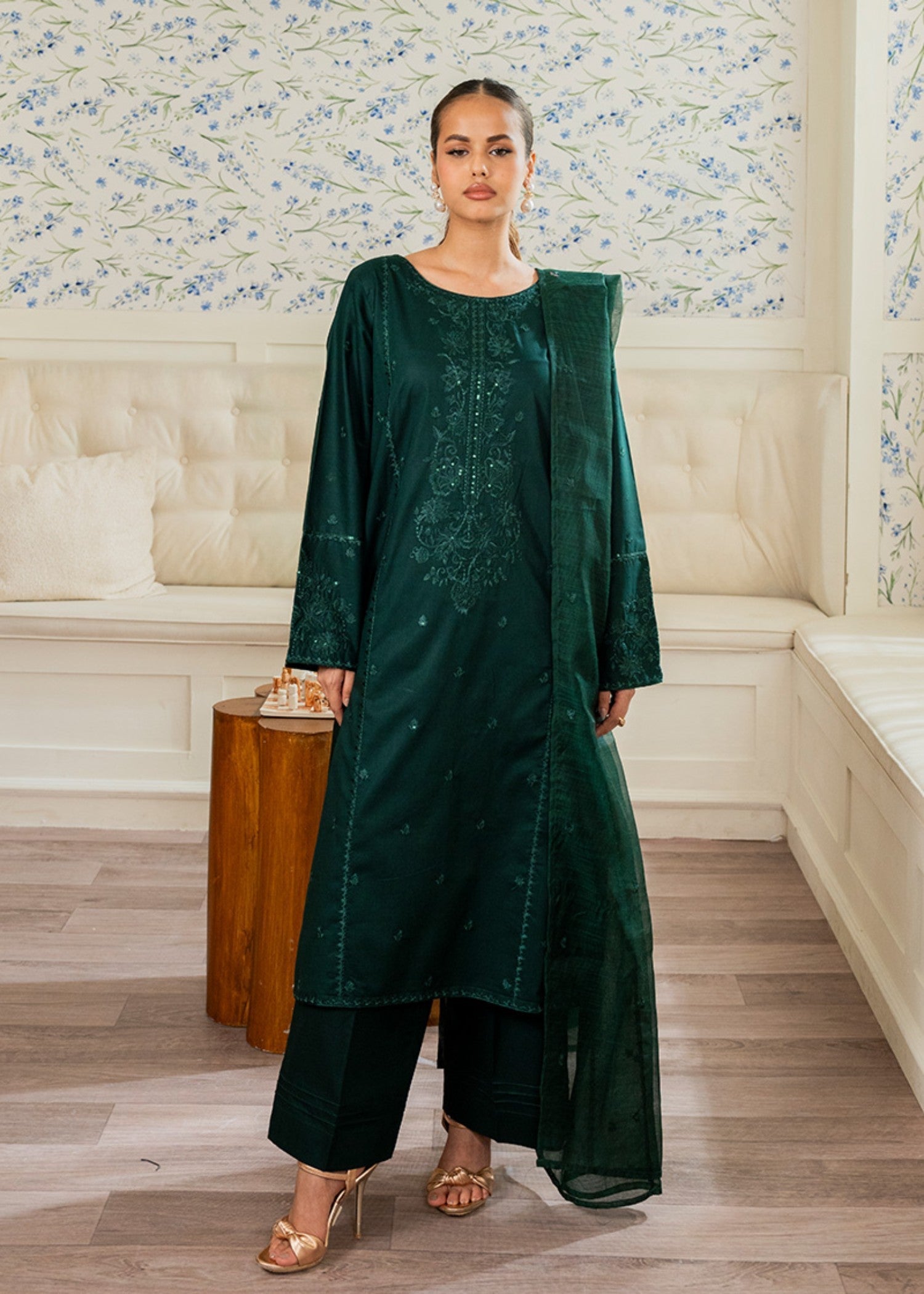 Kross Kulture Embroidered Lawn 01516 Women 3pcs