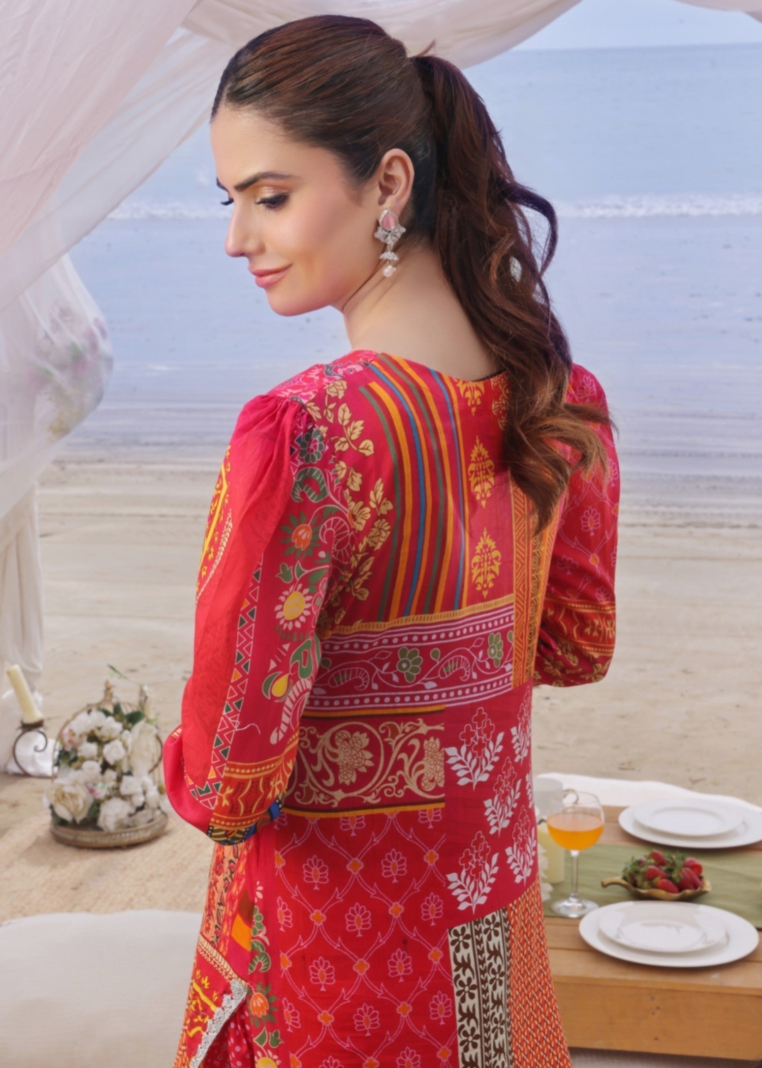 Feathers VERMILION Women 2pcs