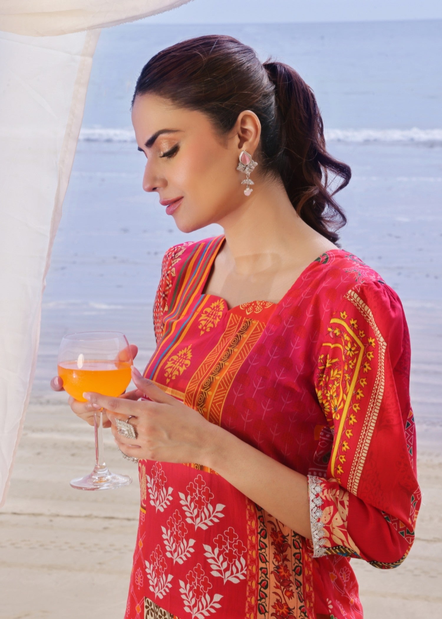 Feathers VERMILION Women 2pcs