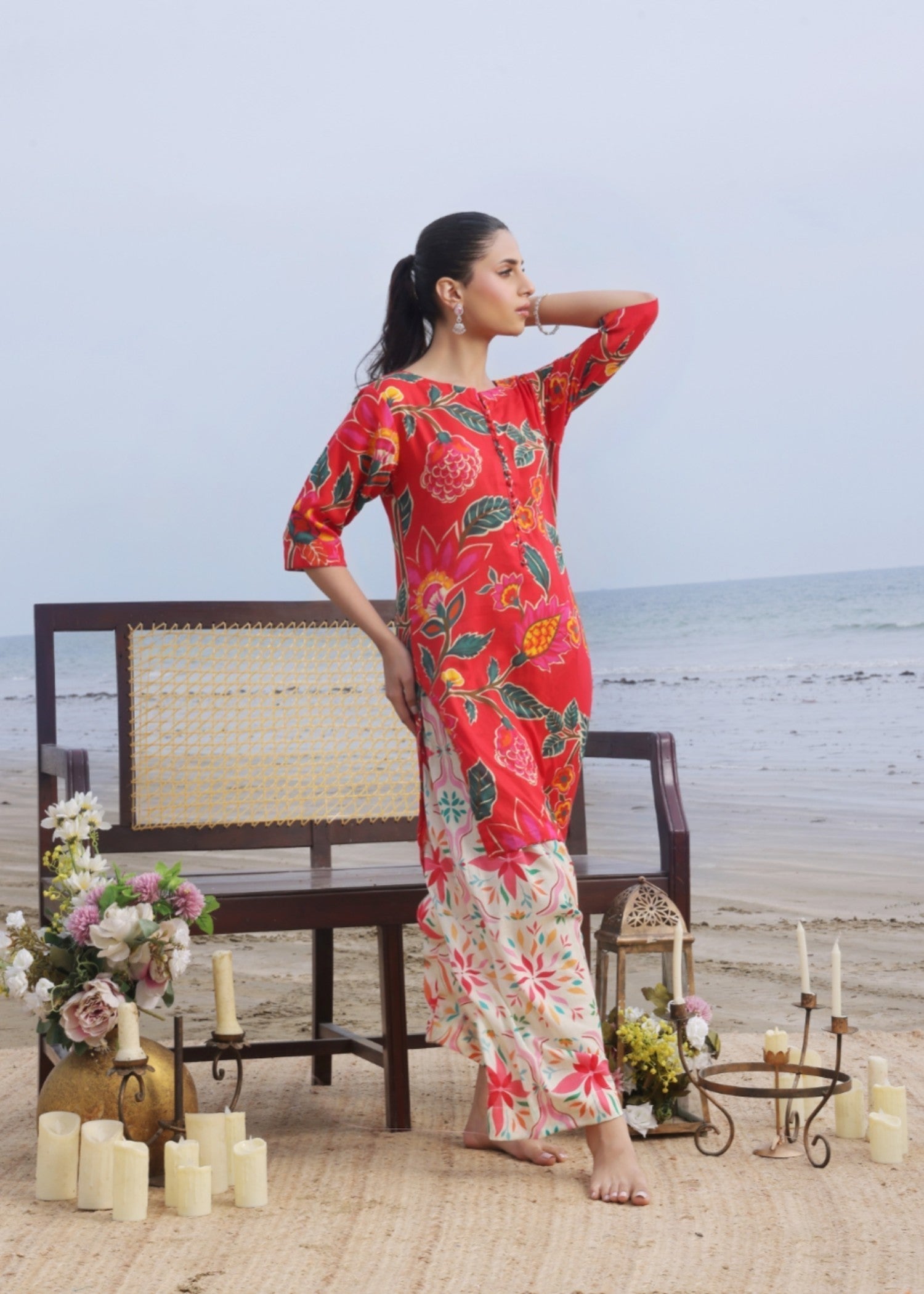 Feathers FLAMYN Women 2pcs