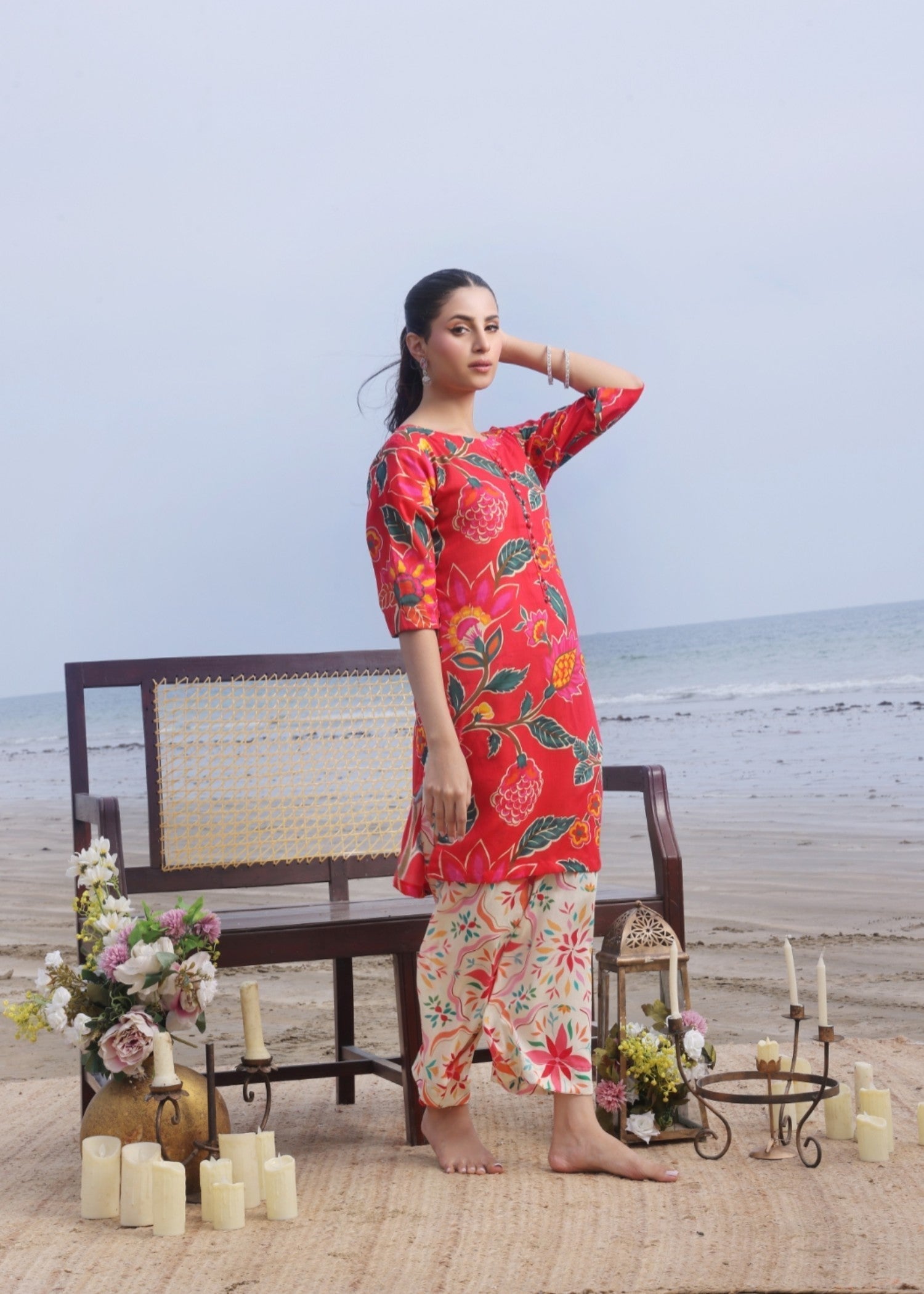 Feathers FLAMYN Women 2pcs