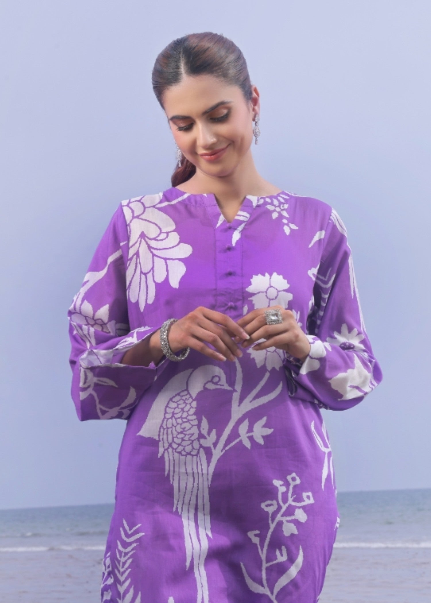 Feathers MYSTEN Women 2pcs
