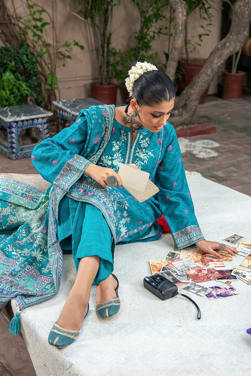 Lakhany Stitched Printed Khaddar Women 3pcs