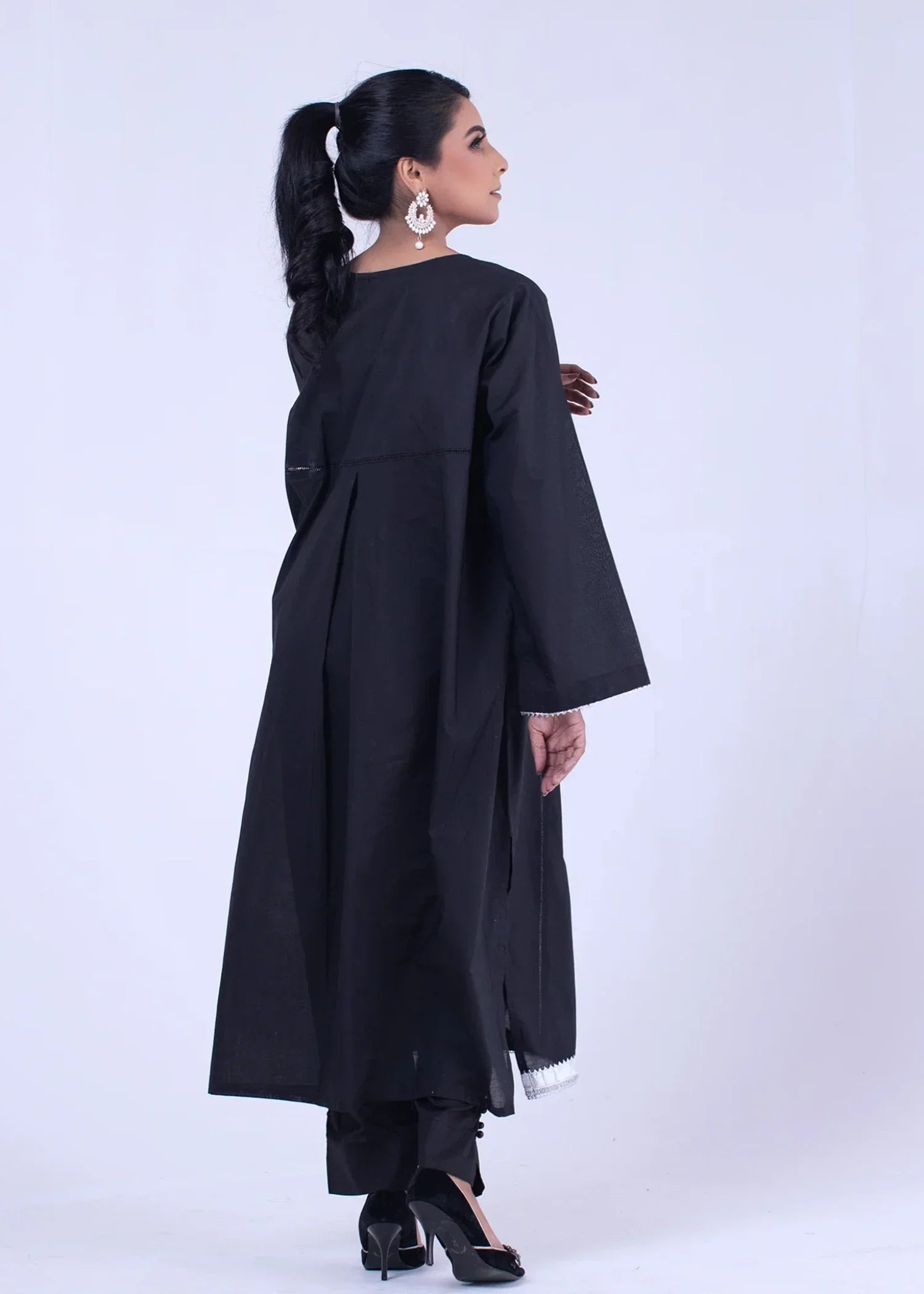 Urban Cut Solid Cotton Stitched Kurta Black Women 1pcs