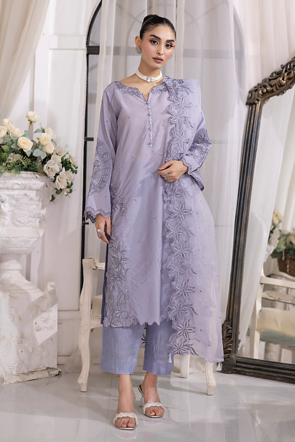 Lakhany Ready to wear Embroidered Raw Silk With Embroidered Organza Dupatta Women 3pcs