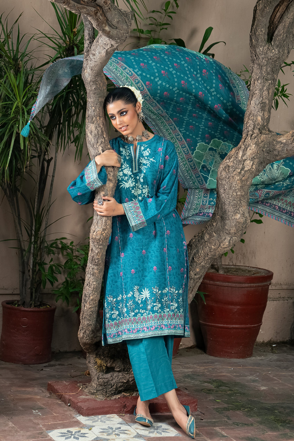 Lakhany Stitched Printed Khaddar Women 3pcs
