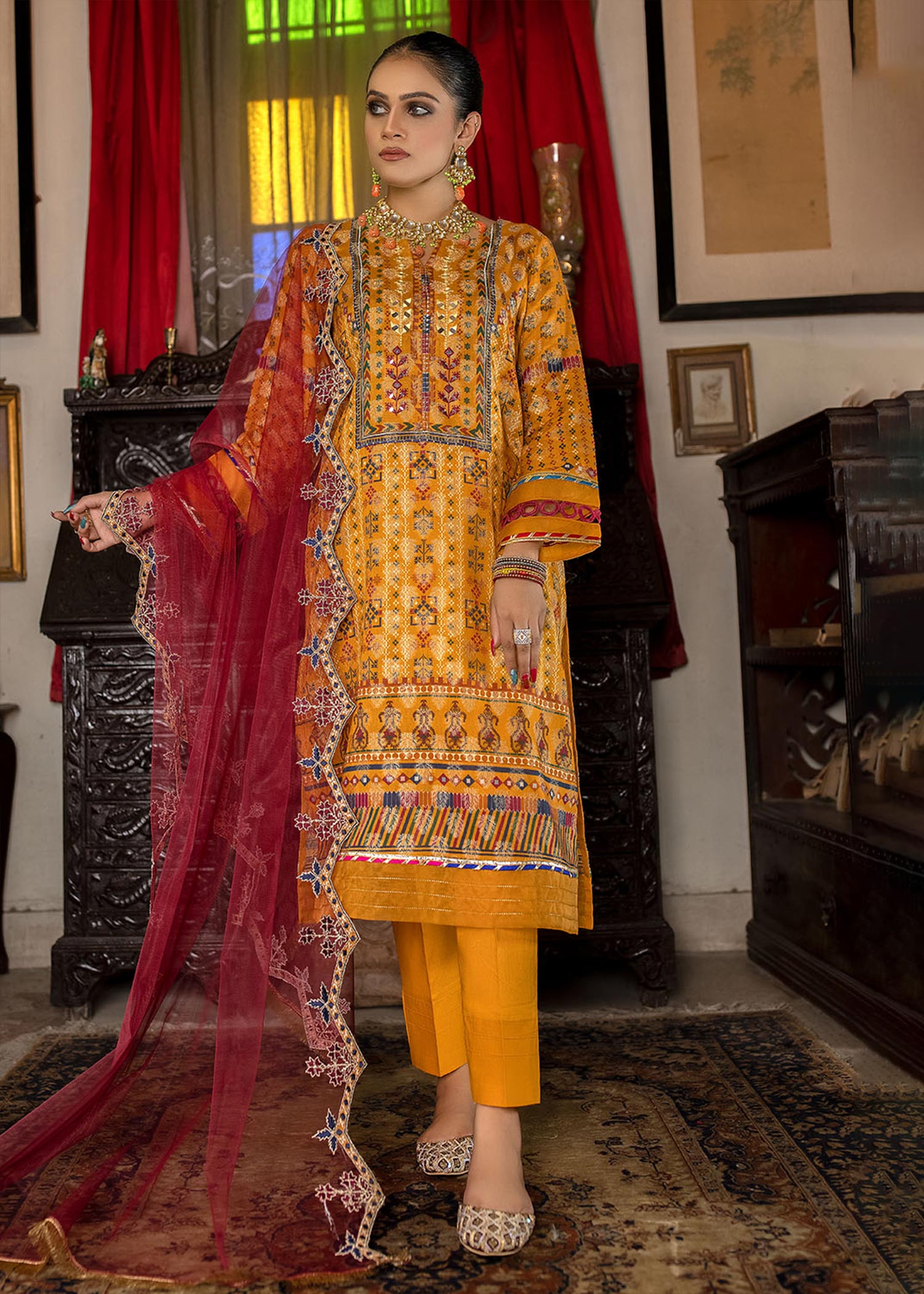 Madame Embroidered Jacquard Suit 2516 Women 3pcs