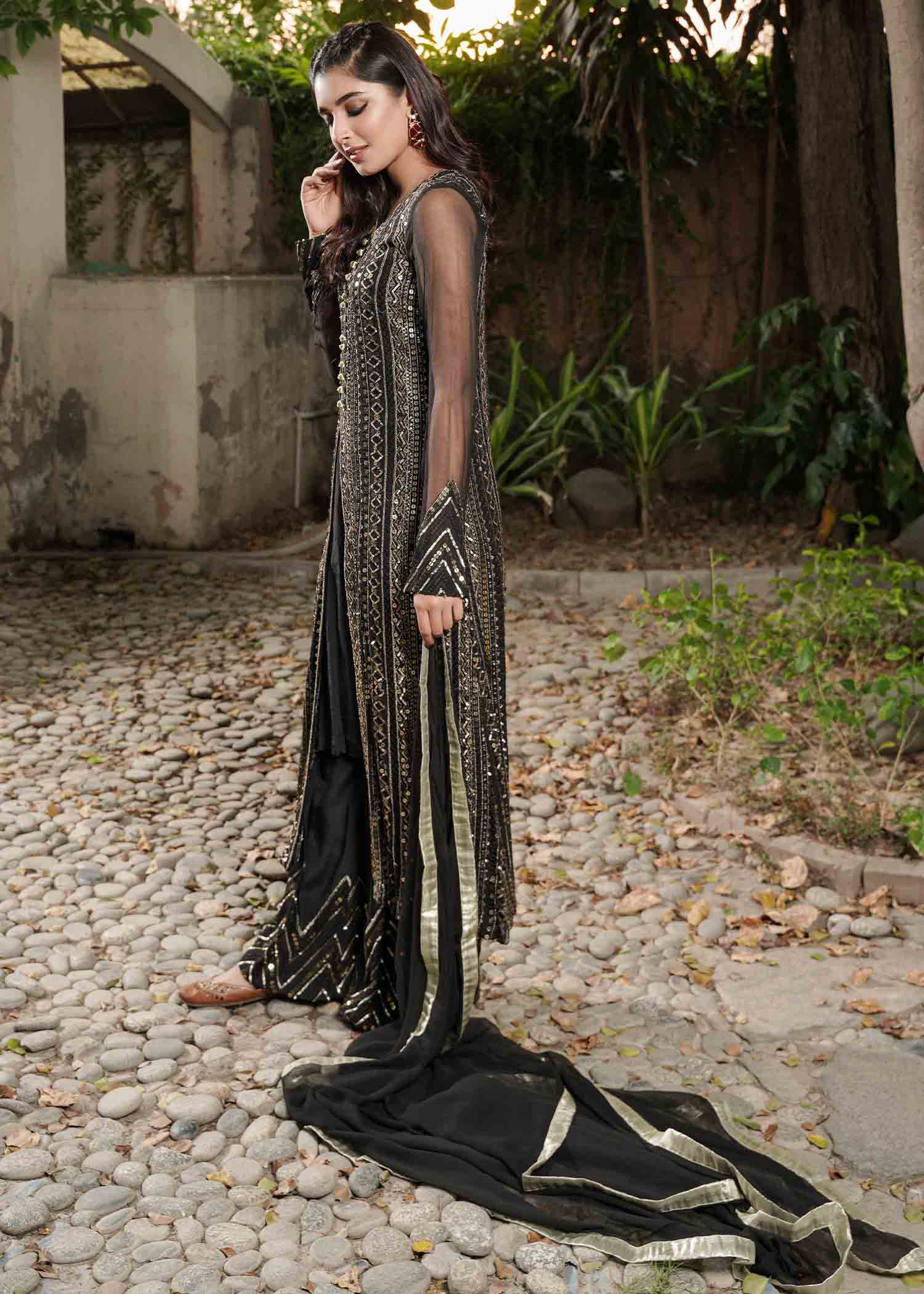 Rang-e-Haya Ufaq/Black Women 4pcs