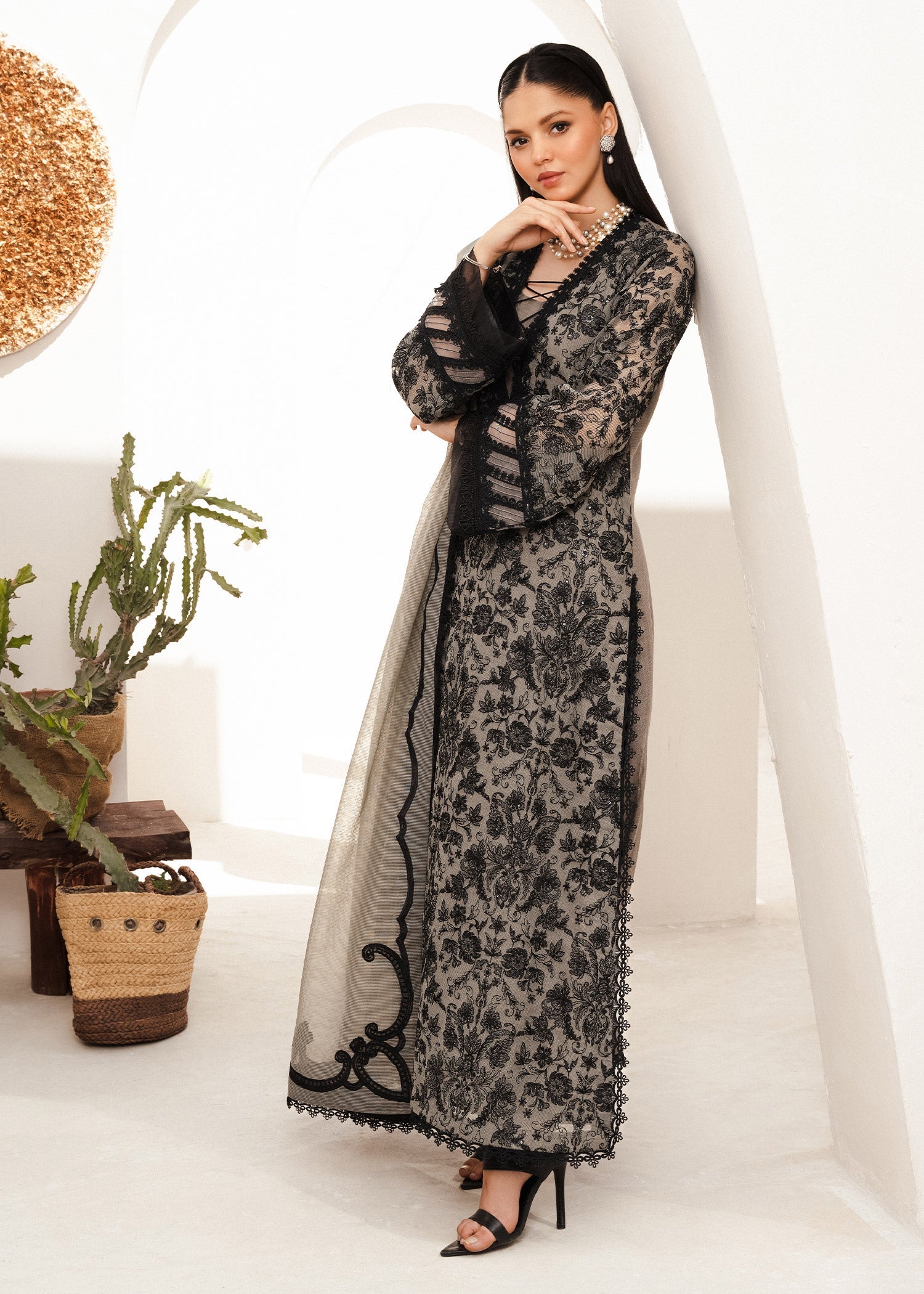 Rang-e-Haya Bella (Black) Women 4pcs