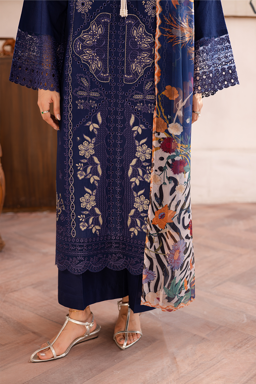 Esra Embroidered Lawn FL 25 01 Women 3pcs