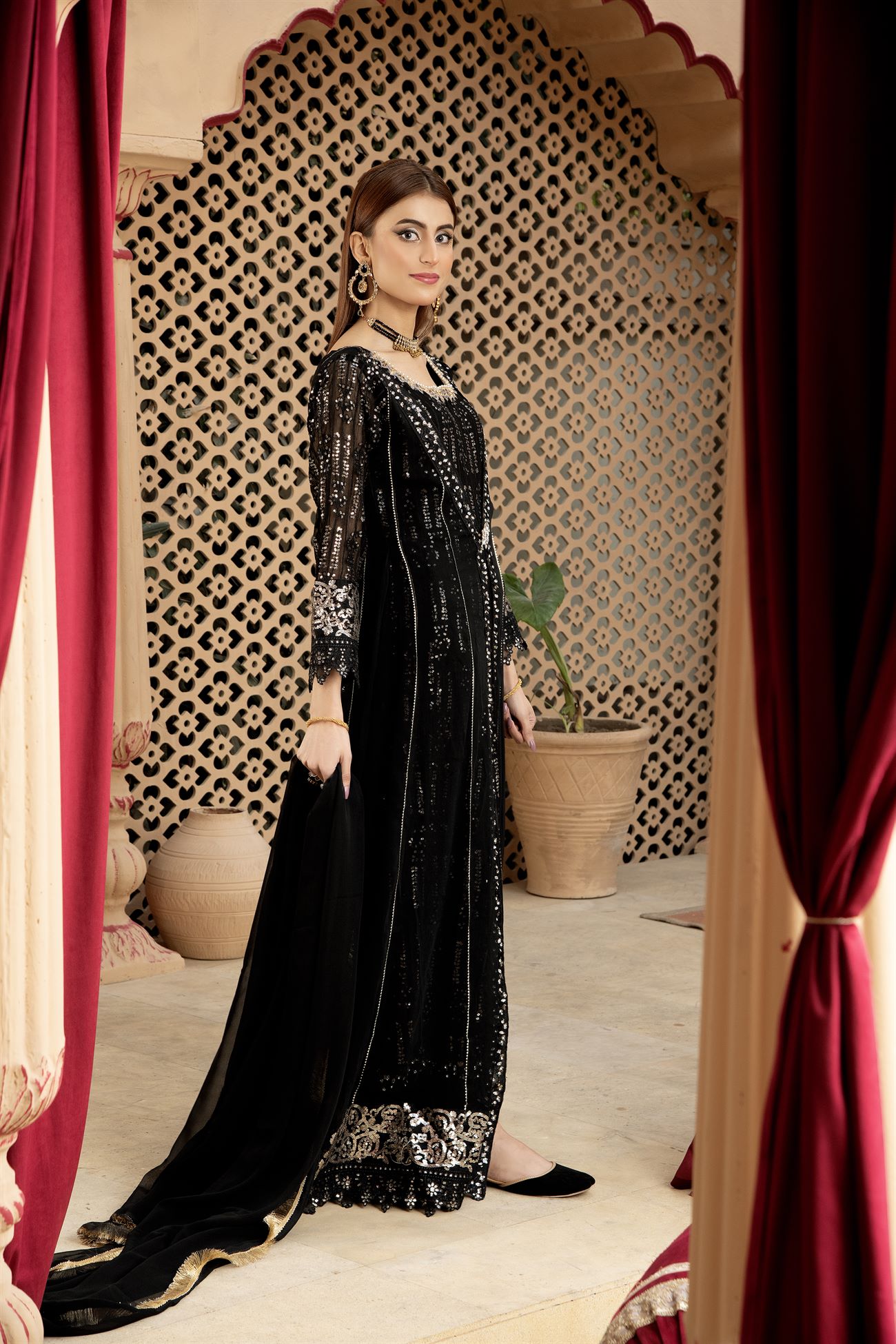 Manahils B 005 BLACK Women 4pcs