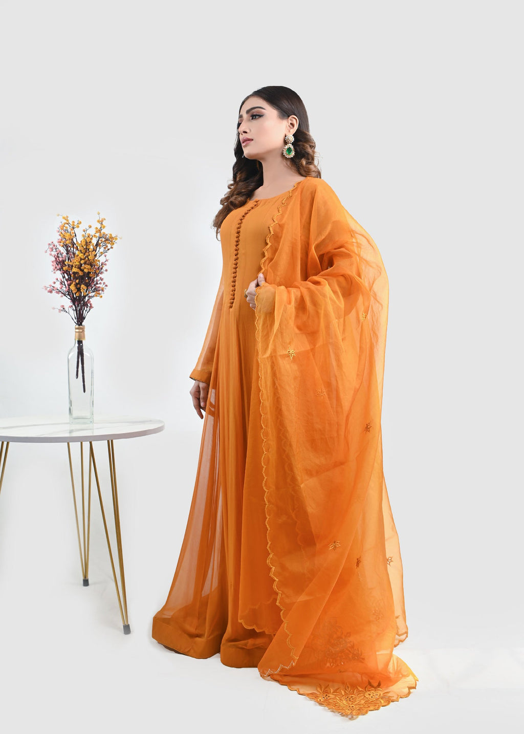 Unaiza Mir Saffron Women 2pcs