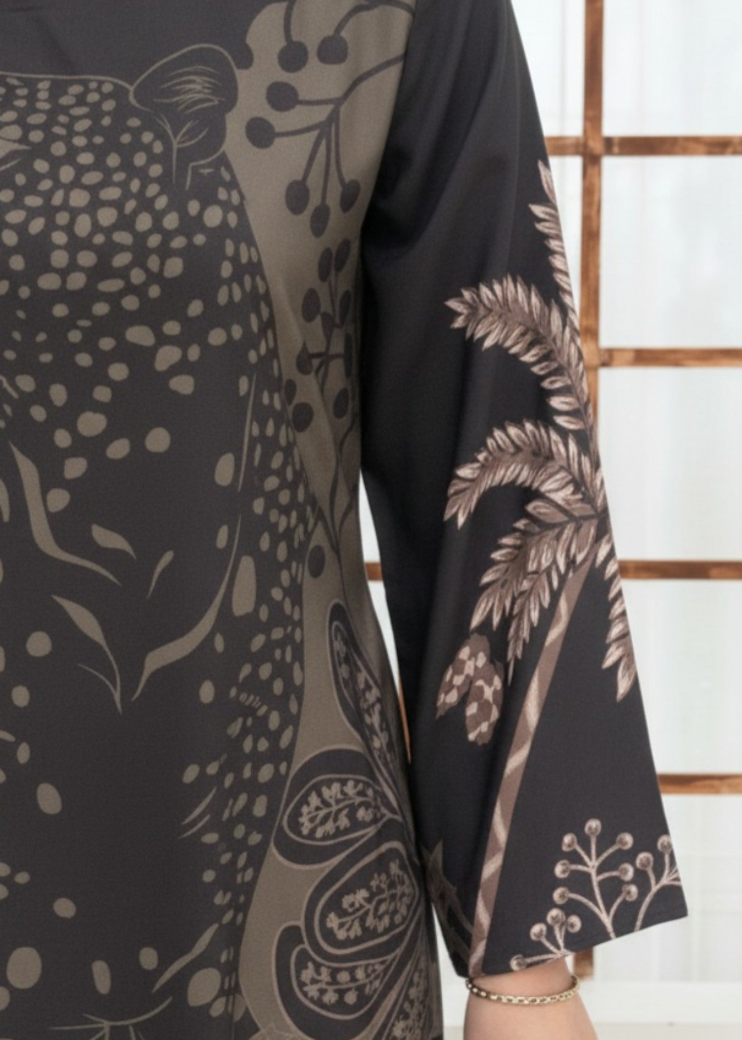 Sahibas By Mirza Namir Black Women 1pcs