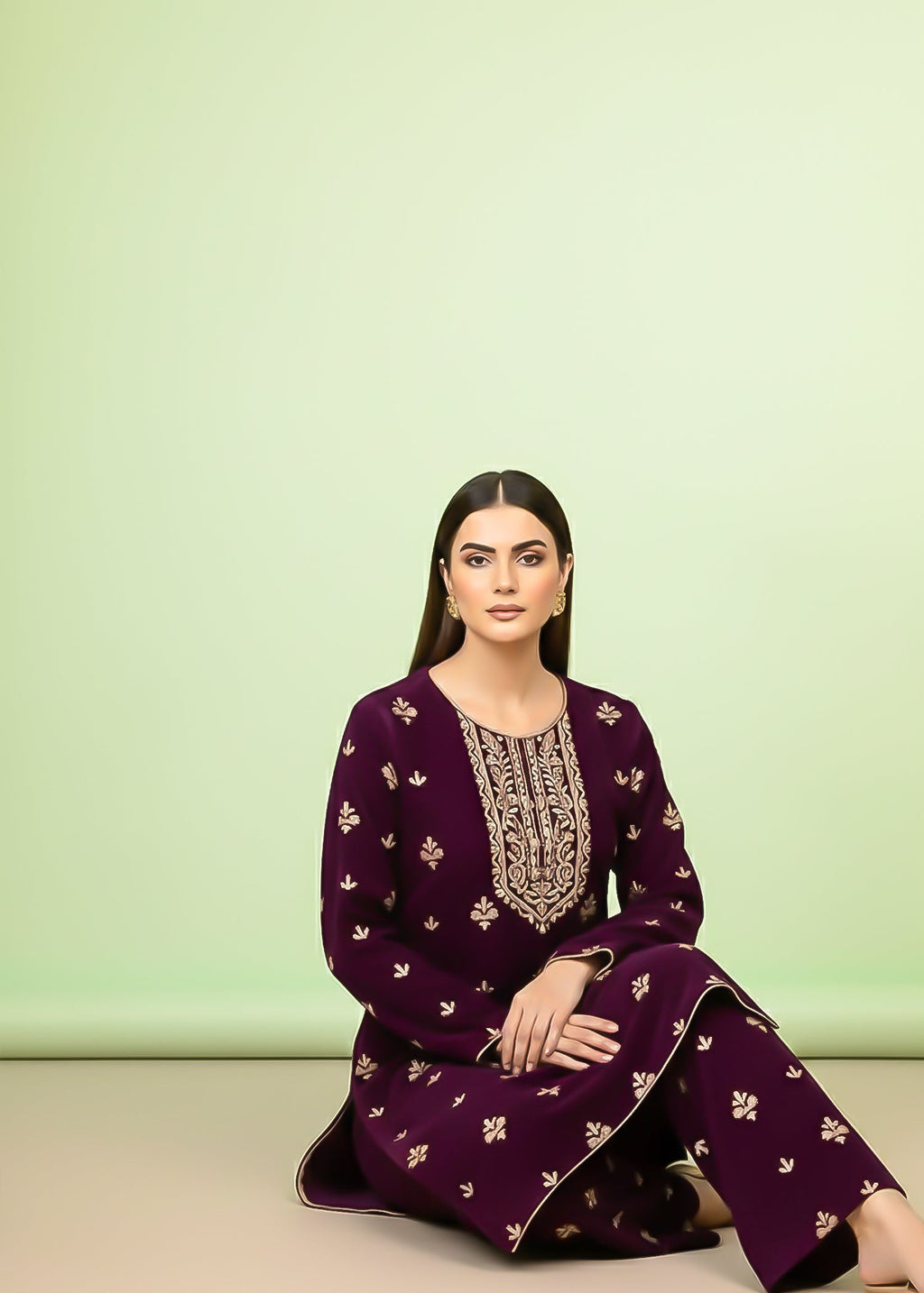 Sutar Imperial Amethyst – Luxe Velvet Ensemble Women 2pcs