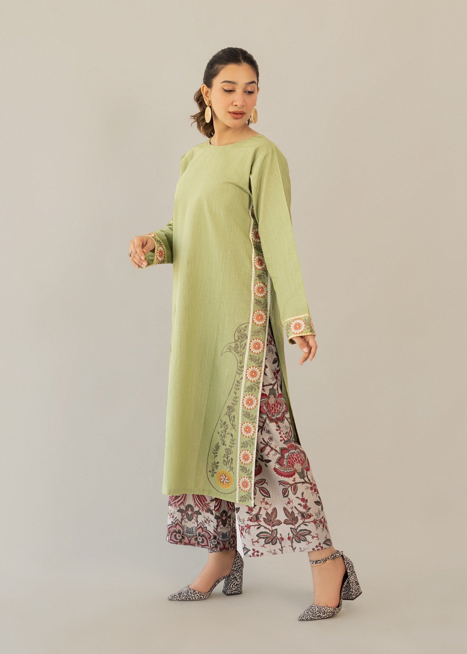 Urge Pret SPRING Women 2pcs