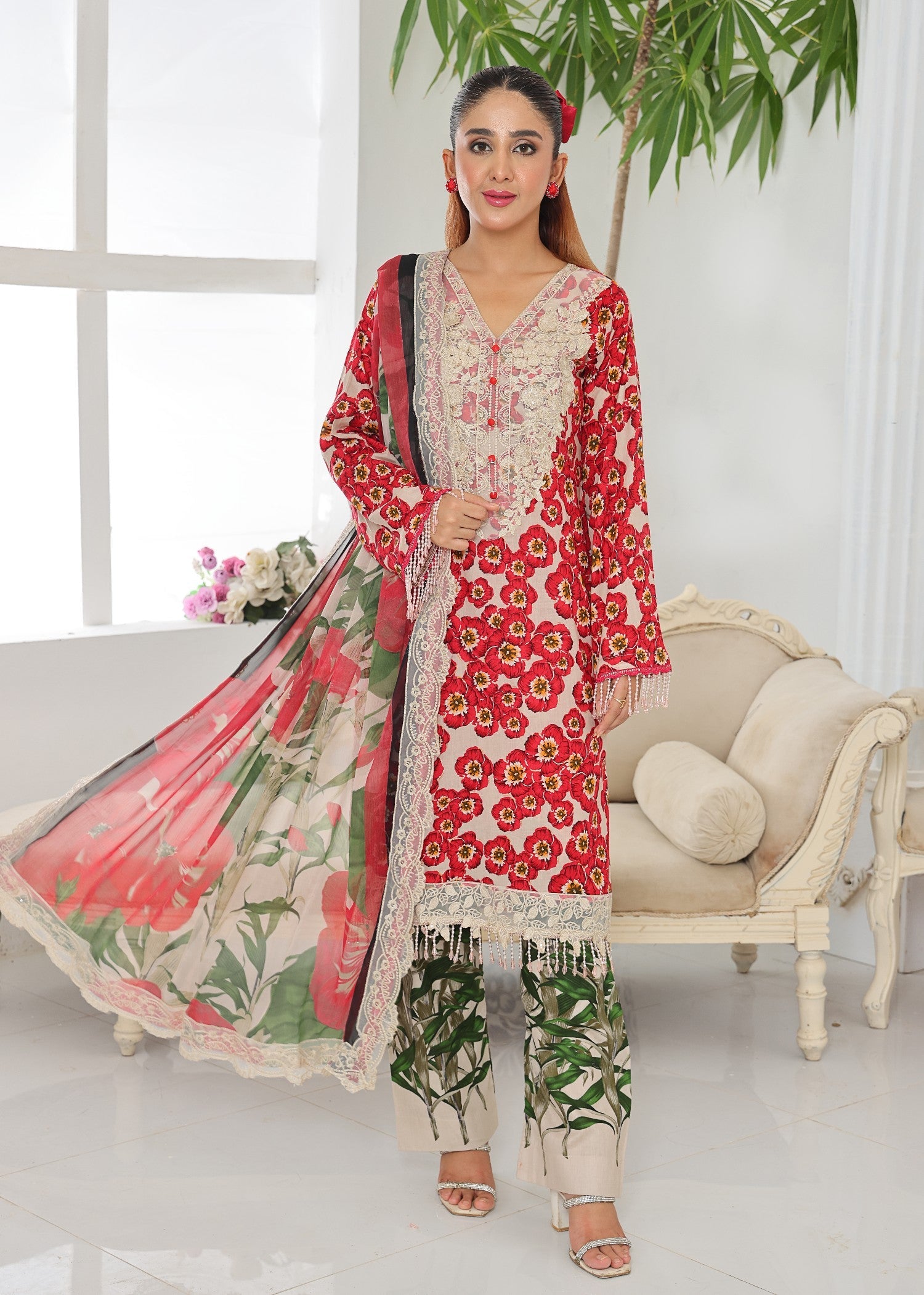 Polawn PD LAWN 25 439 B | PRET LAWN COLLECTION Women 3pcs