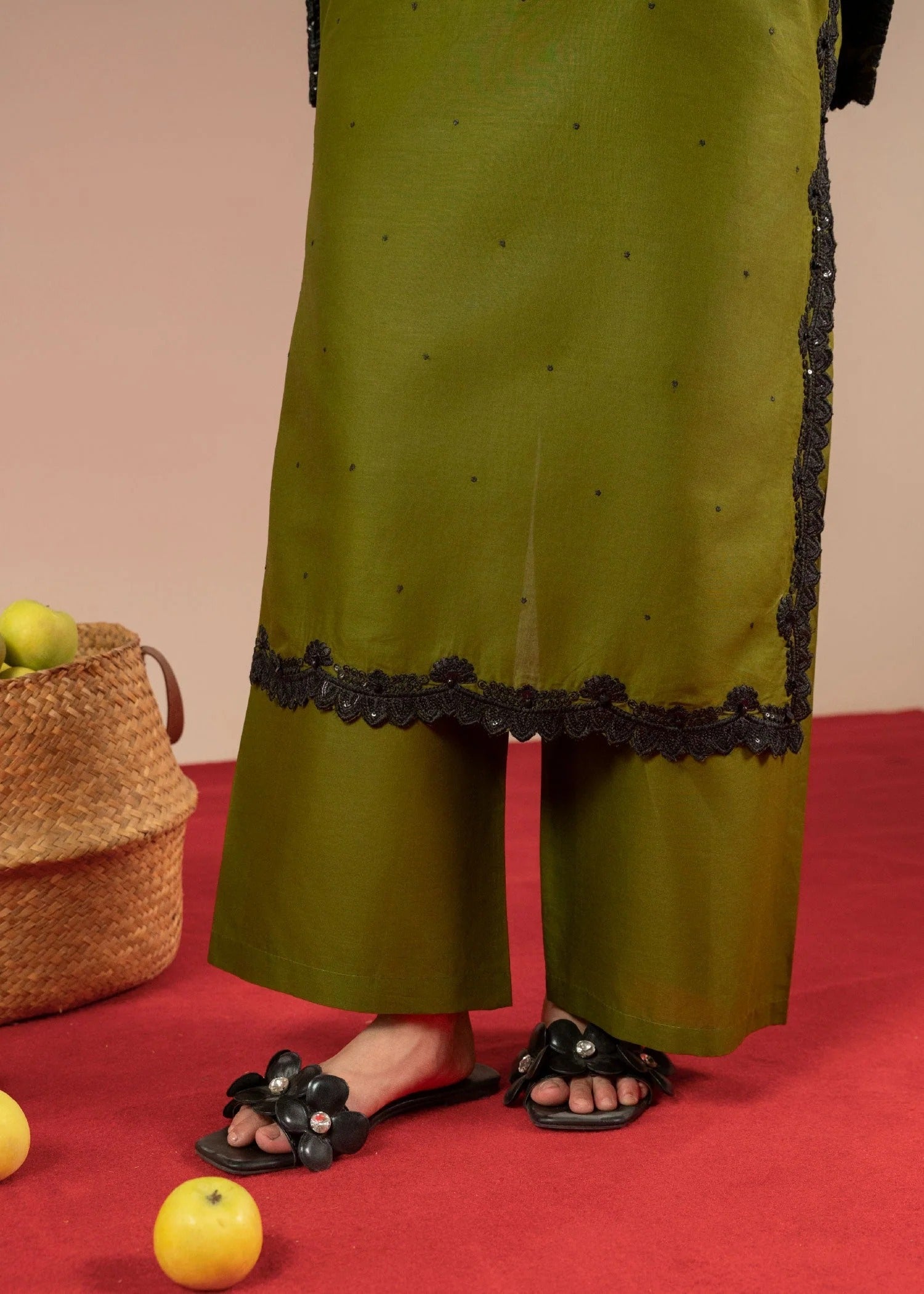 Chaudhary Arts Shanzay Embroidered Women 2pcs