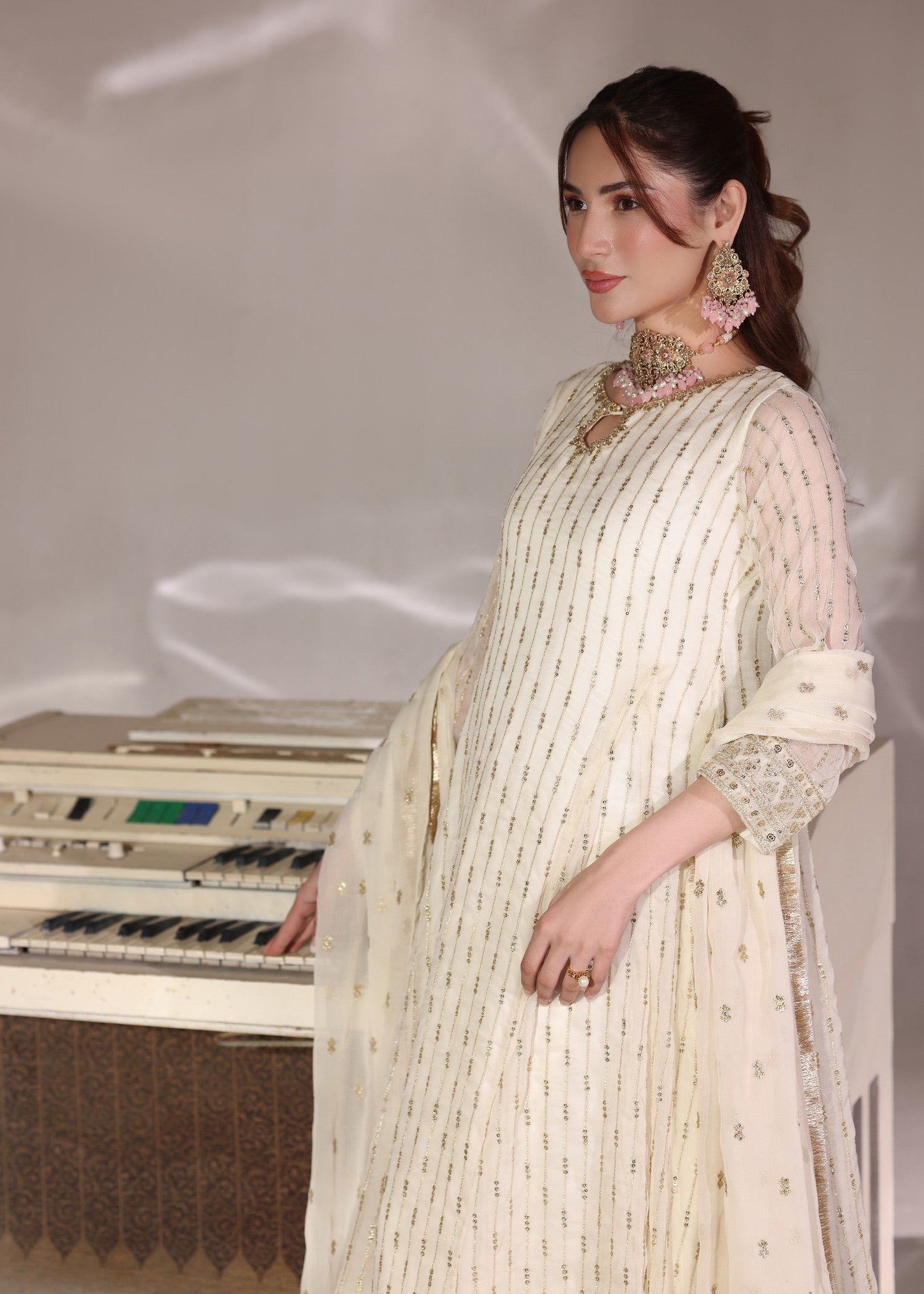 Abaan Zohan Ruby off White Women 3pcs