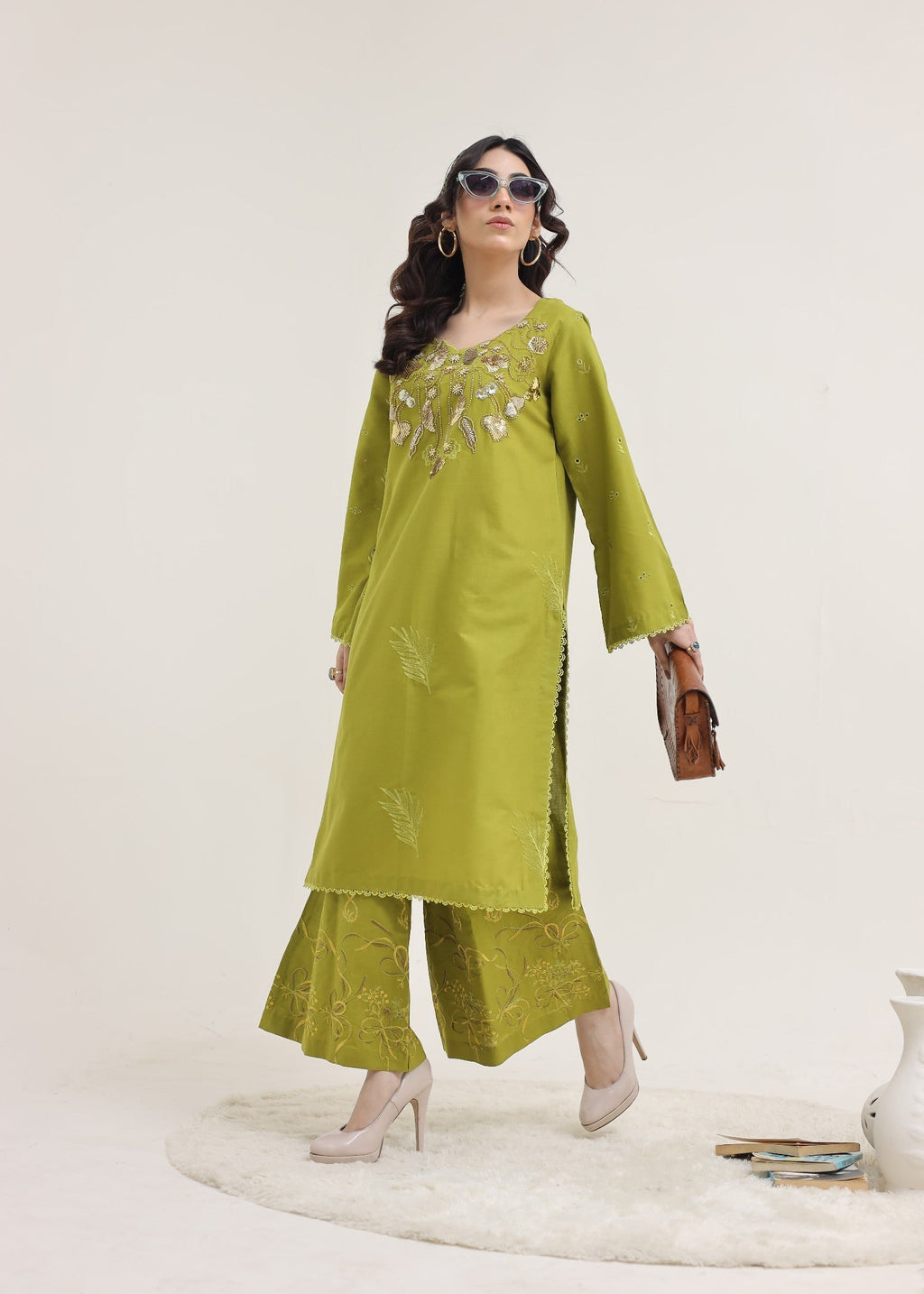 Style Saga 2263 Parrot Green Women 2pcs