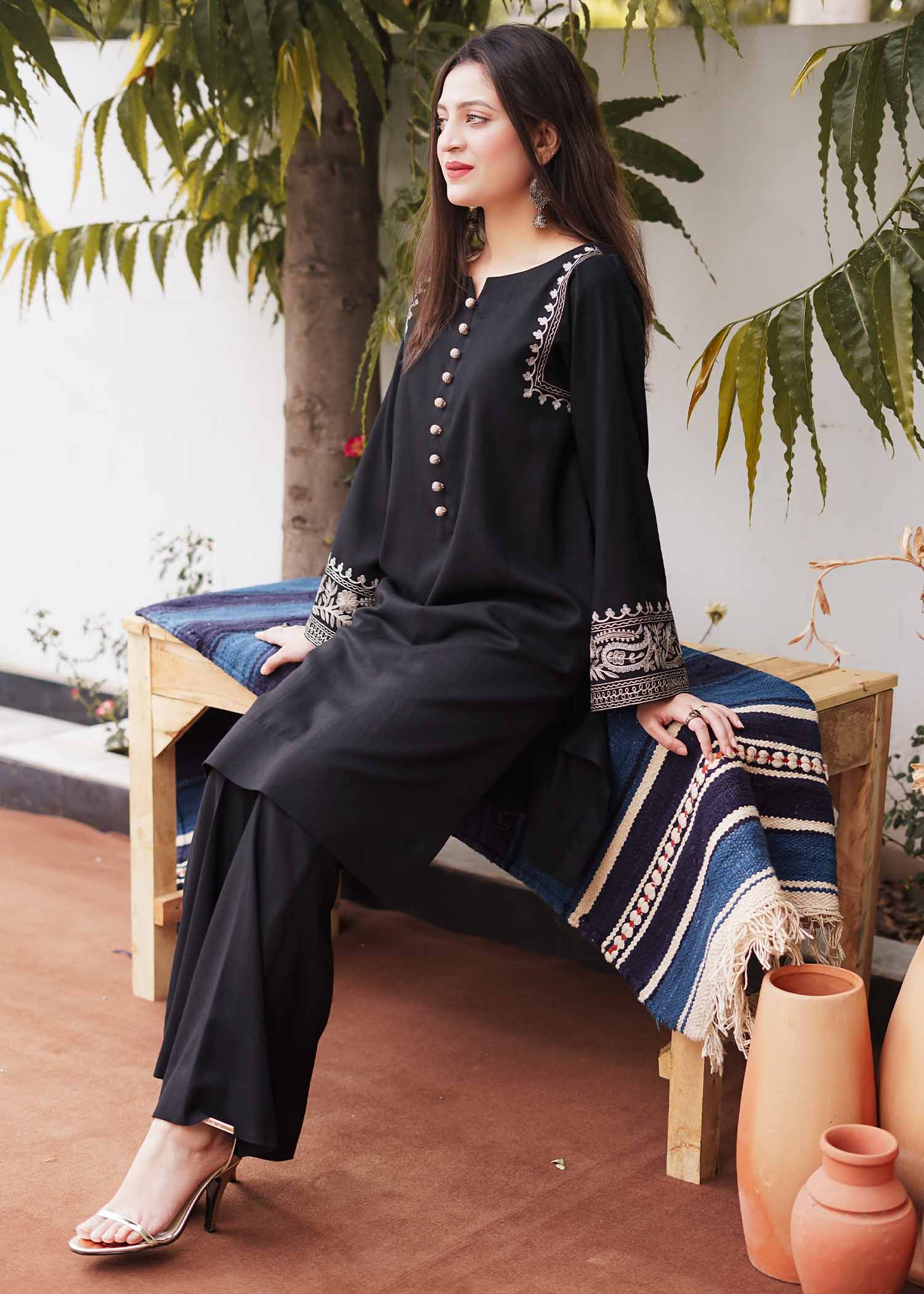 Aisling By Nirmal Black Women 2pcs