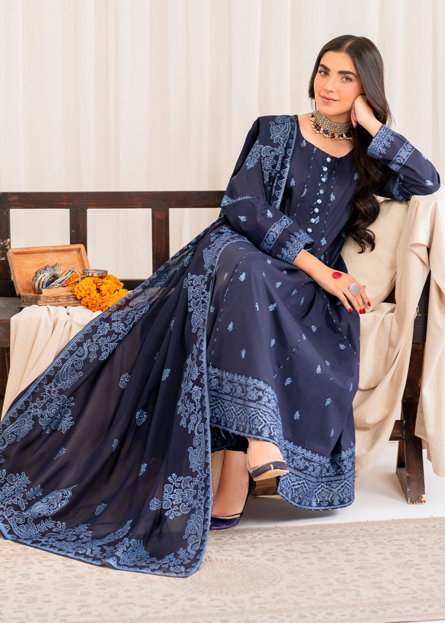 Garnet Clothing Anika Women 2pcs