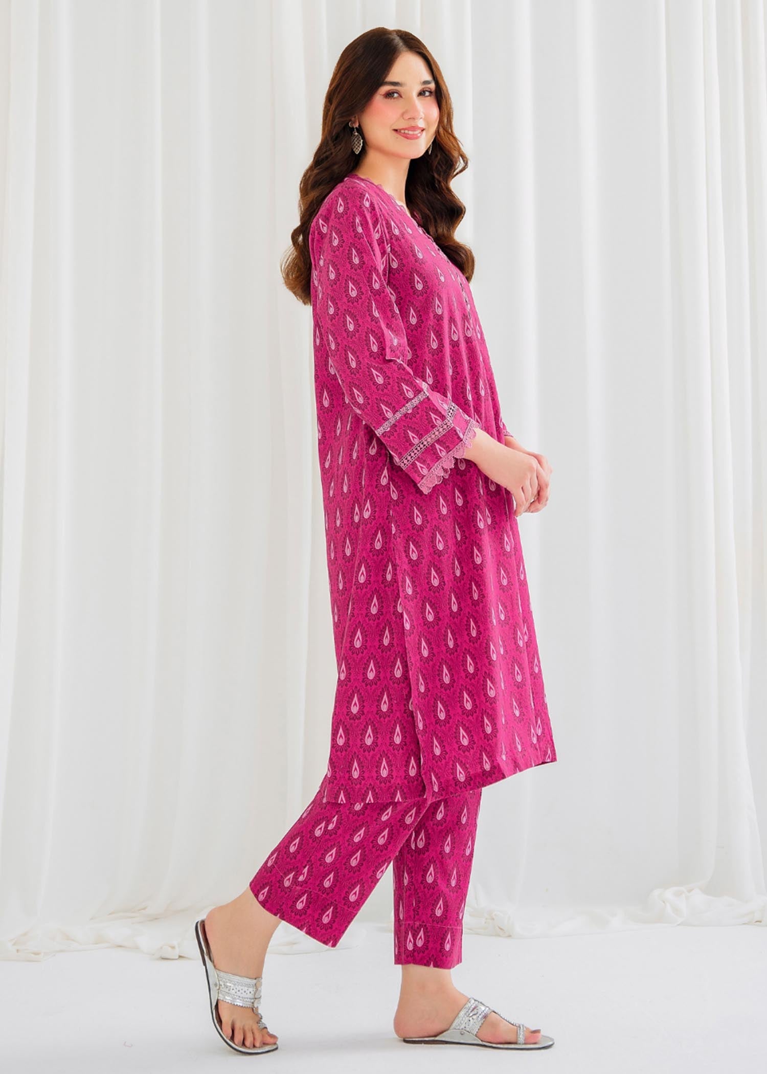 Garnet Clothing Leeya Women 2pcs