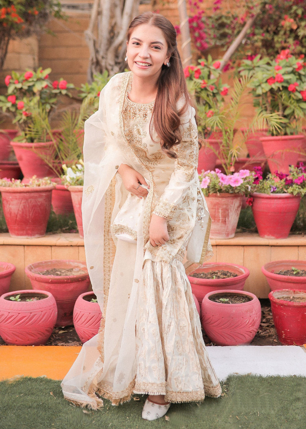 Sara Jahan White Crown Women 3pcs