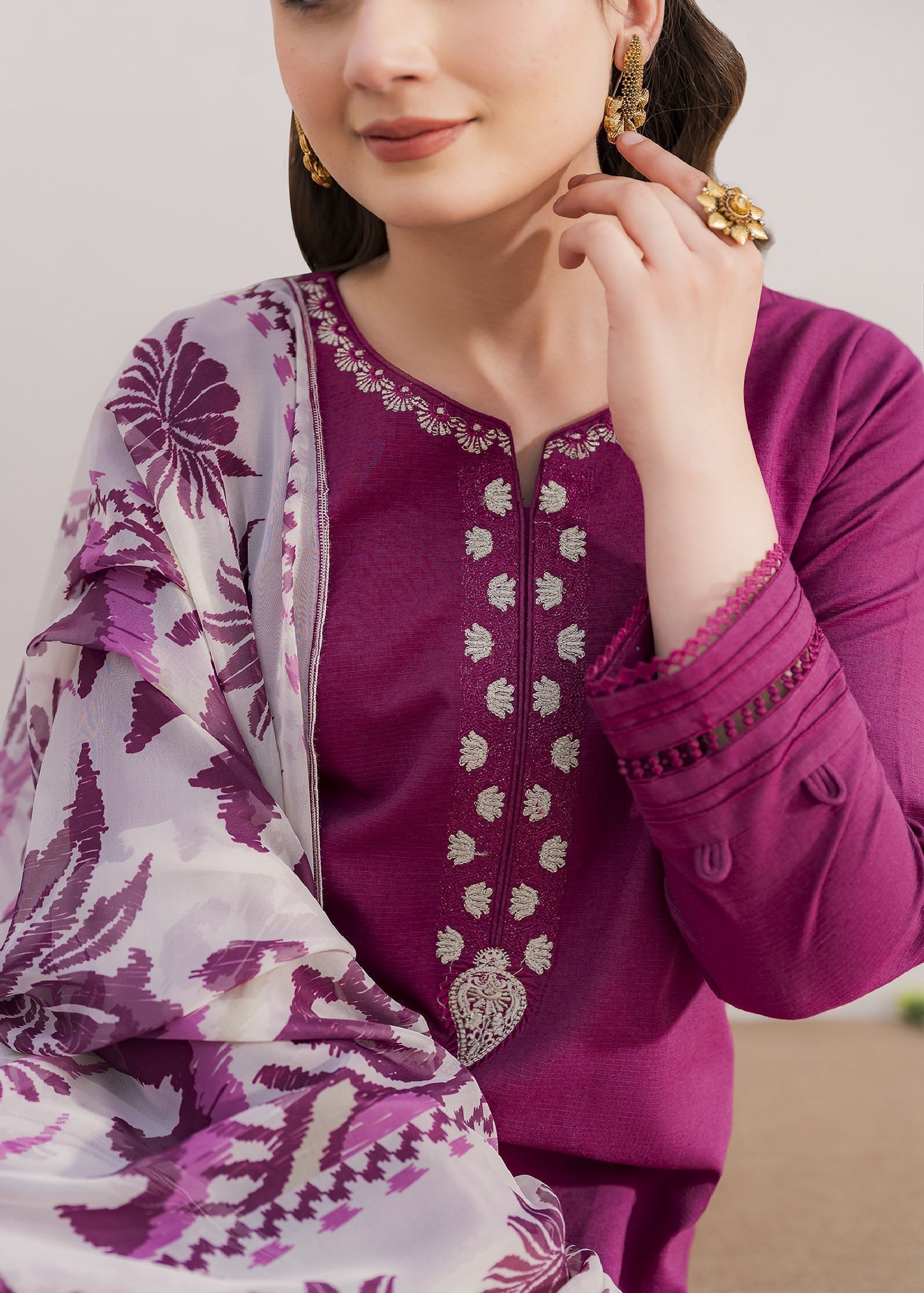 Kiara Burgundy Women 2pcs