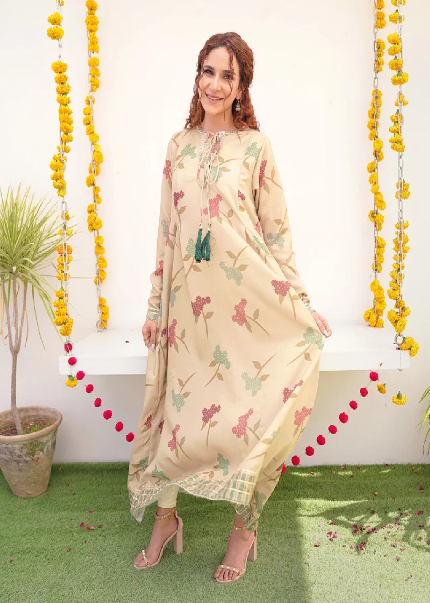 Dhaga Uraan Women 1pcs