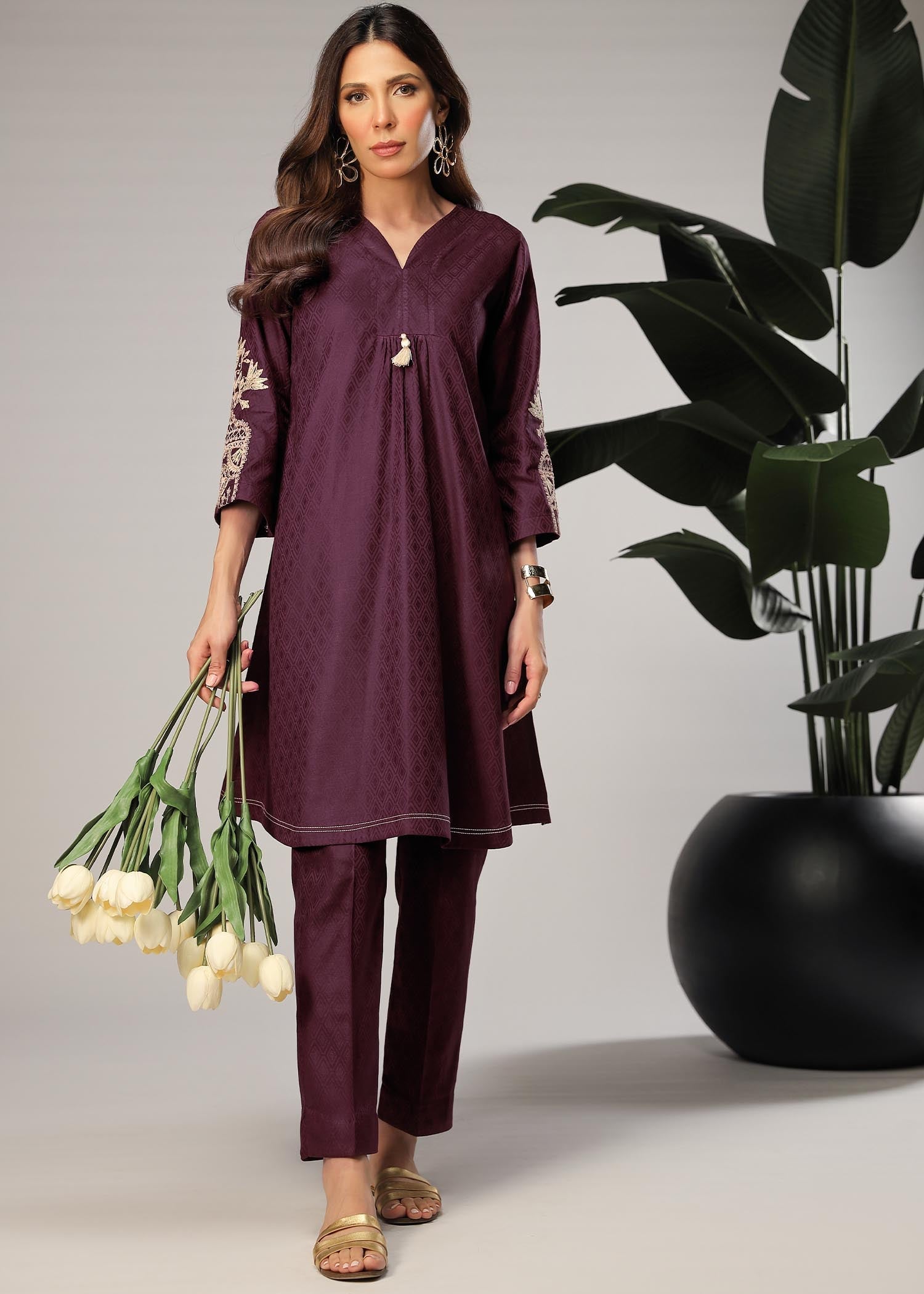 Merakish Daphne Jacquard Embroidered Stitched Women 2pcs