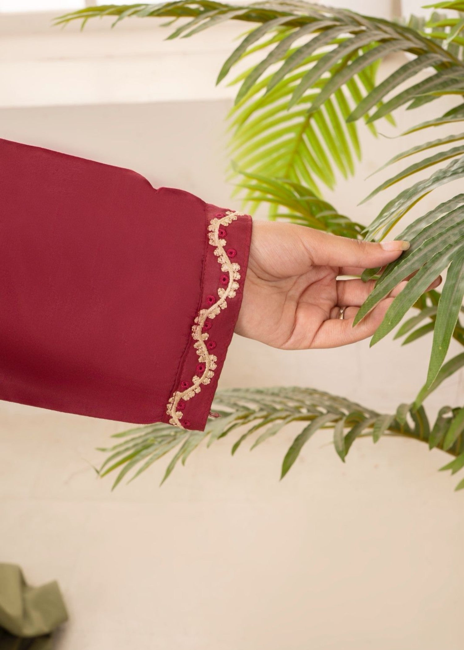 Stylish Collection MAROON RINGELS Women 2pcs