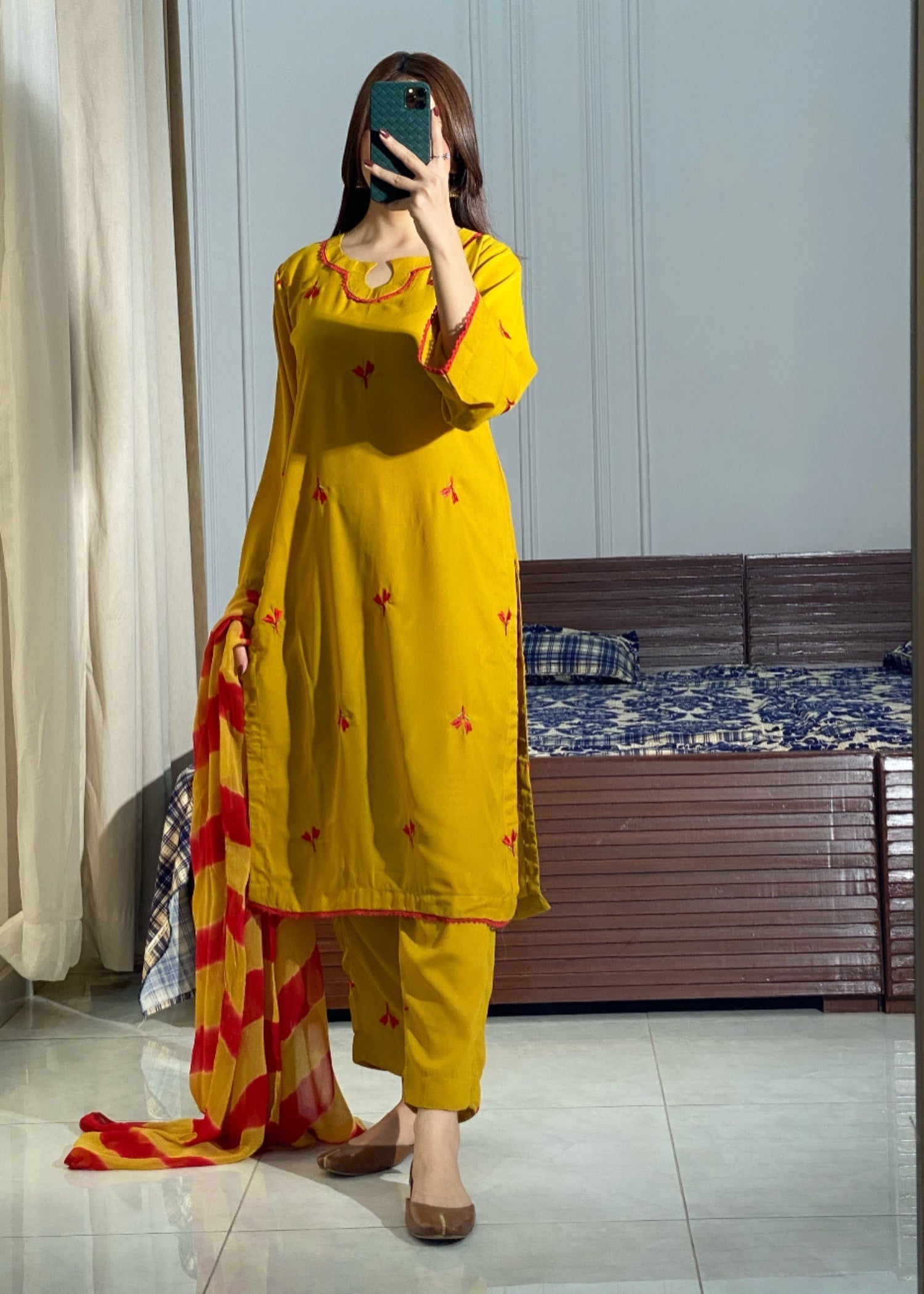 Ayesha B (honybee) Women 3pcs