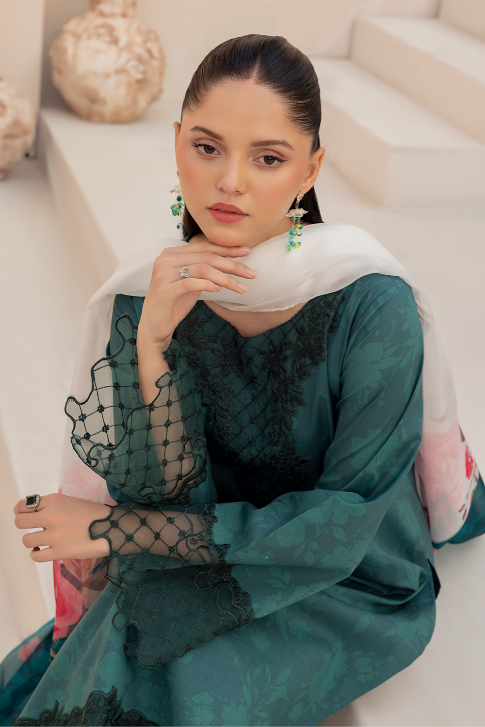 Esra Embroidered Lawn DT 25 01 Women 3pcs