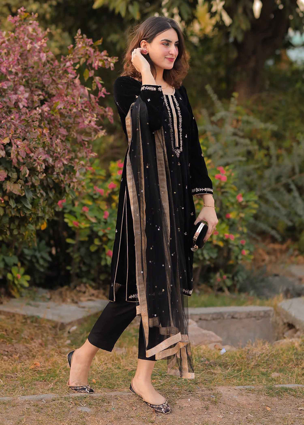 Sidra Mumtaz Black Rose Women 3pcs