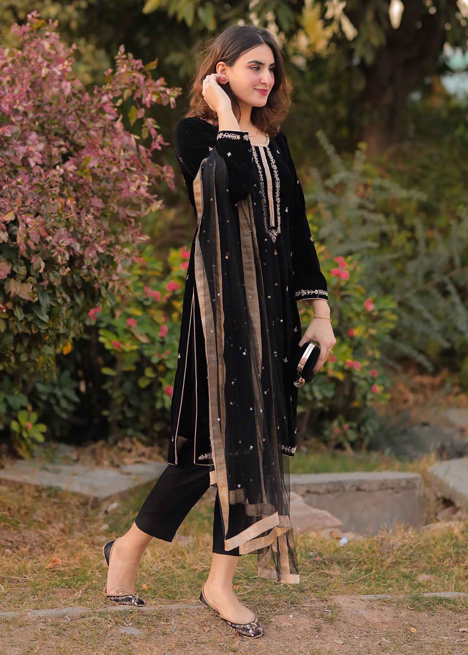 Sidra Mumtaz Black Rose Women 3pcs