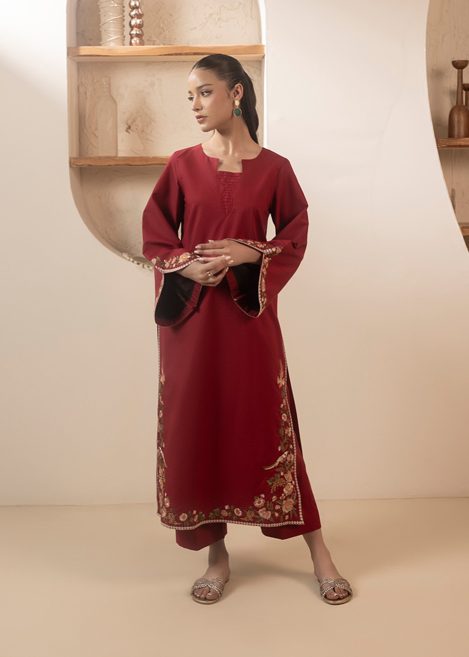 Cinq Apparel Cranberry Women 2pcs