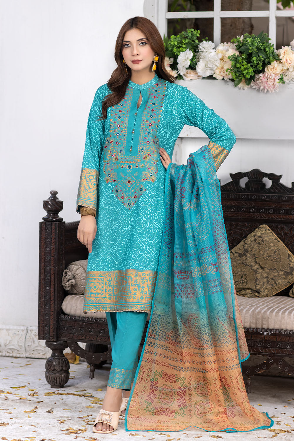 Madame Mirror Embroidered Linen Suit 2669 Women 3pcs